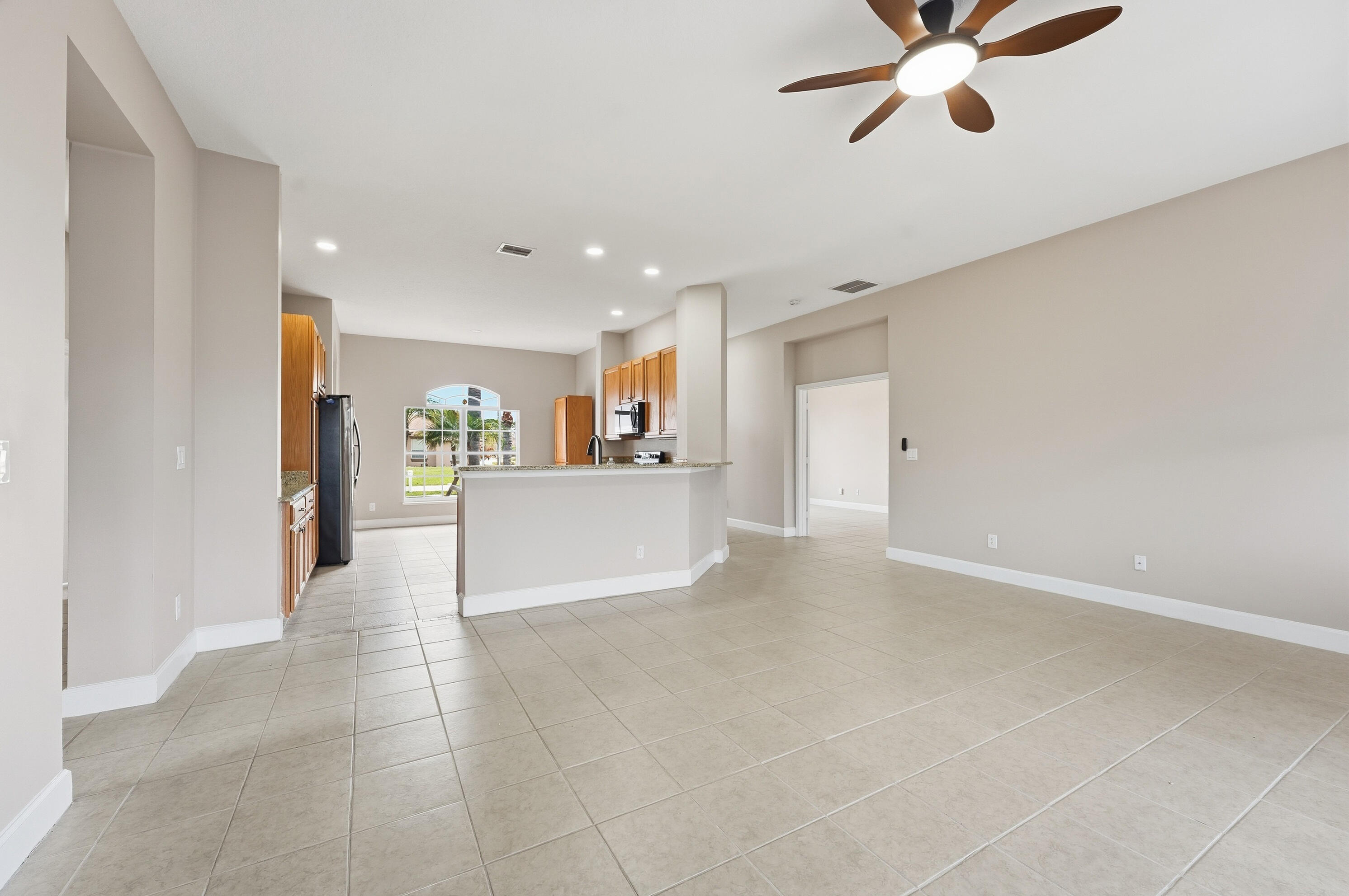 PORT ST LUCIE-SECTION 04 - Residential