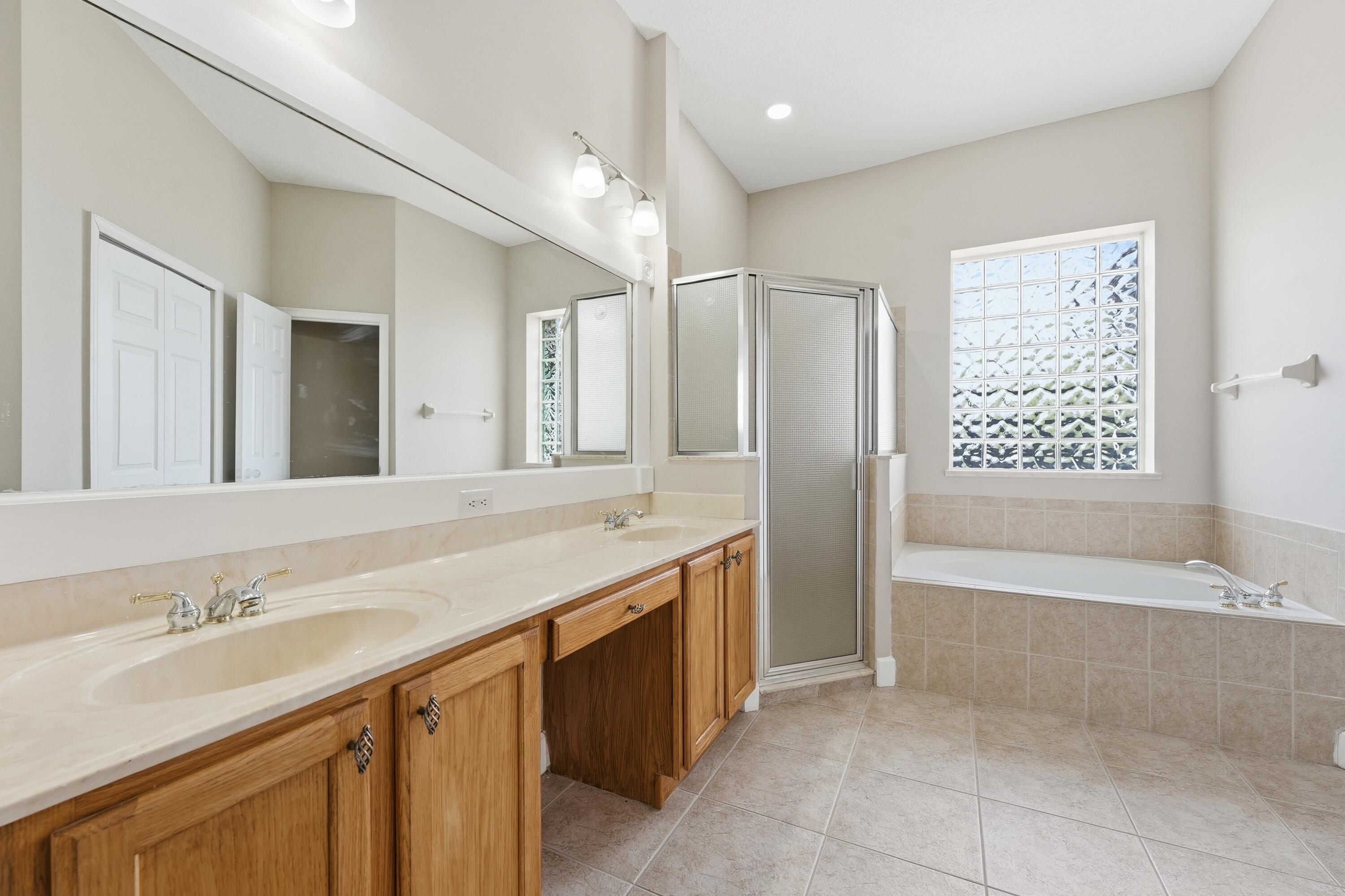 PORT ST LUCIE-SECTION 04 - Residential