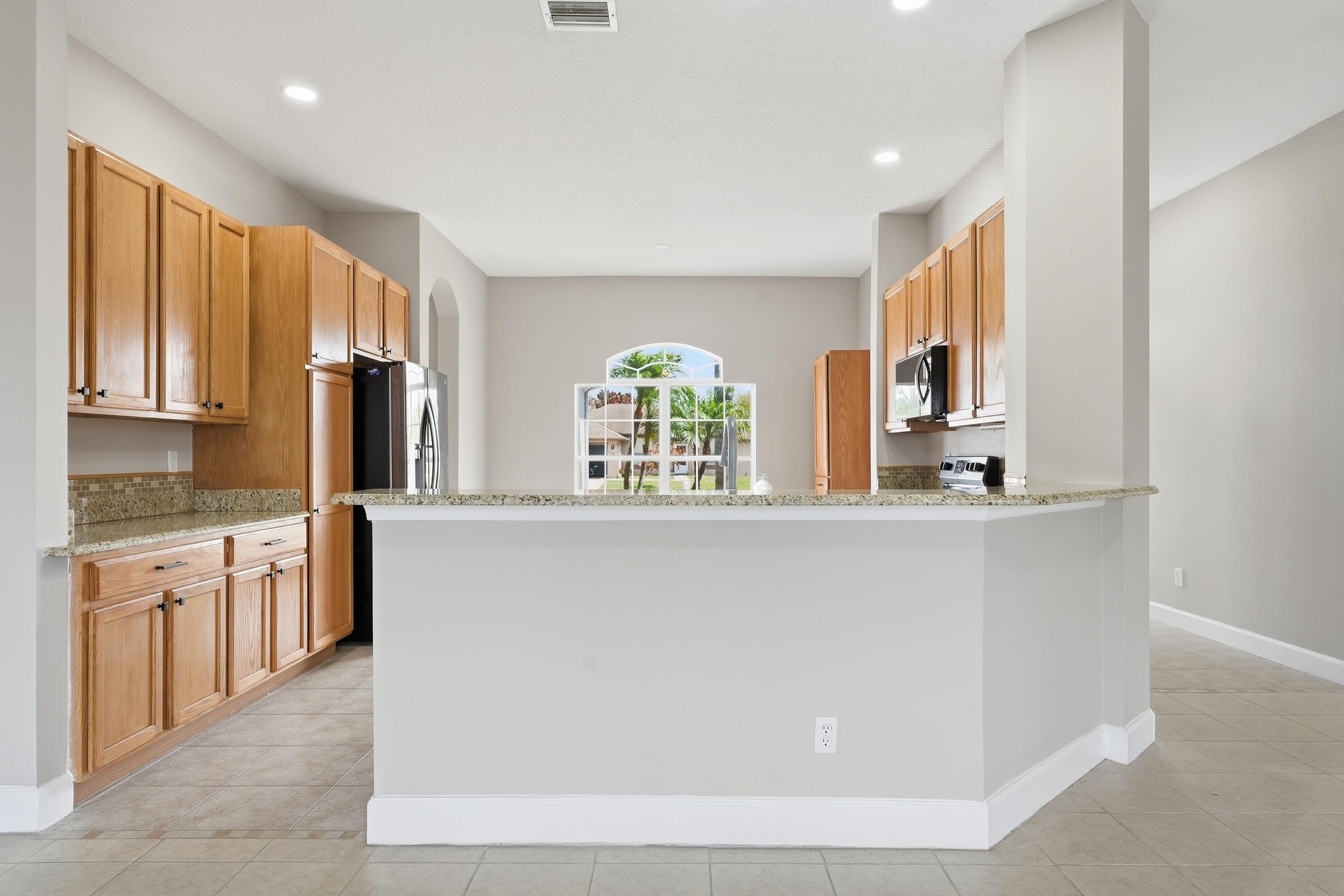 PORT ST LUCIE-SECTION 04 - Residential