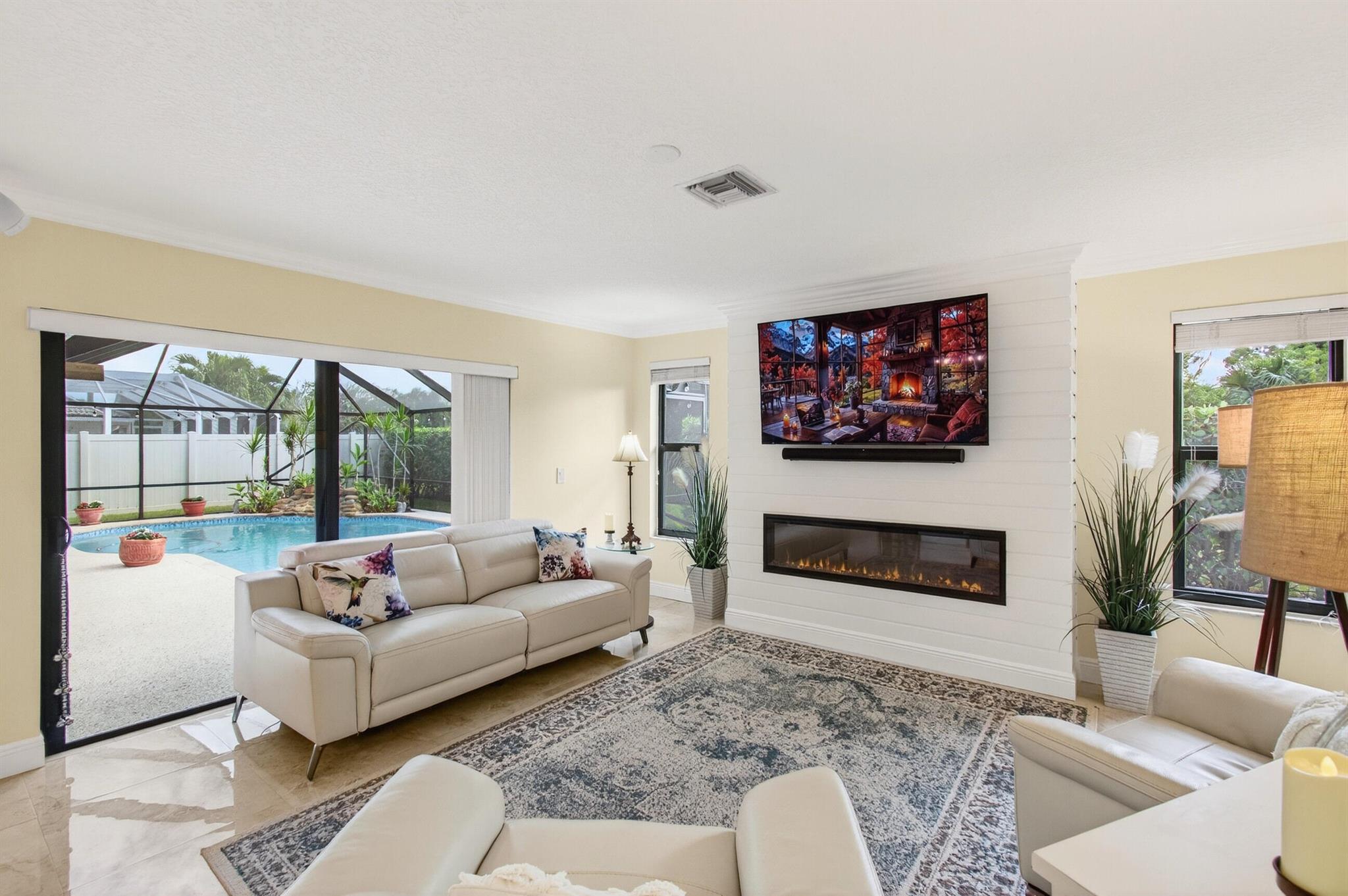 BOCA RIO HEIGHTS 3/ Estat - Residential