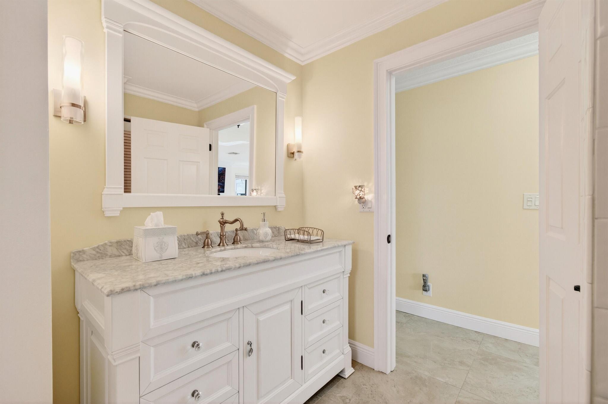 BOCA RIO HEIGHTS 3/ Estat - Residential