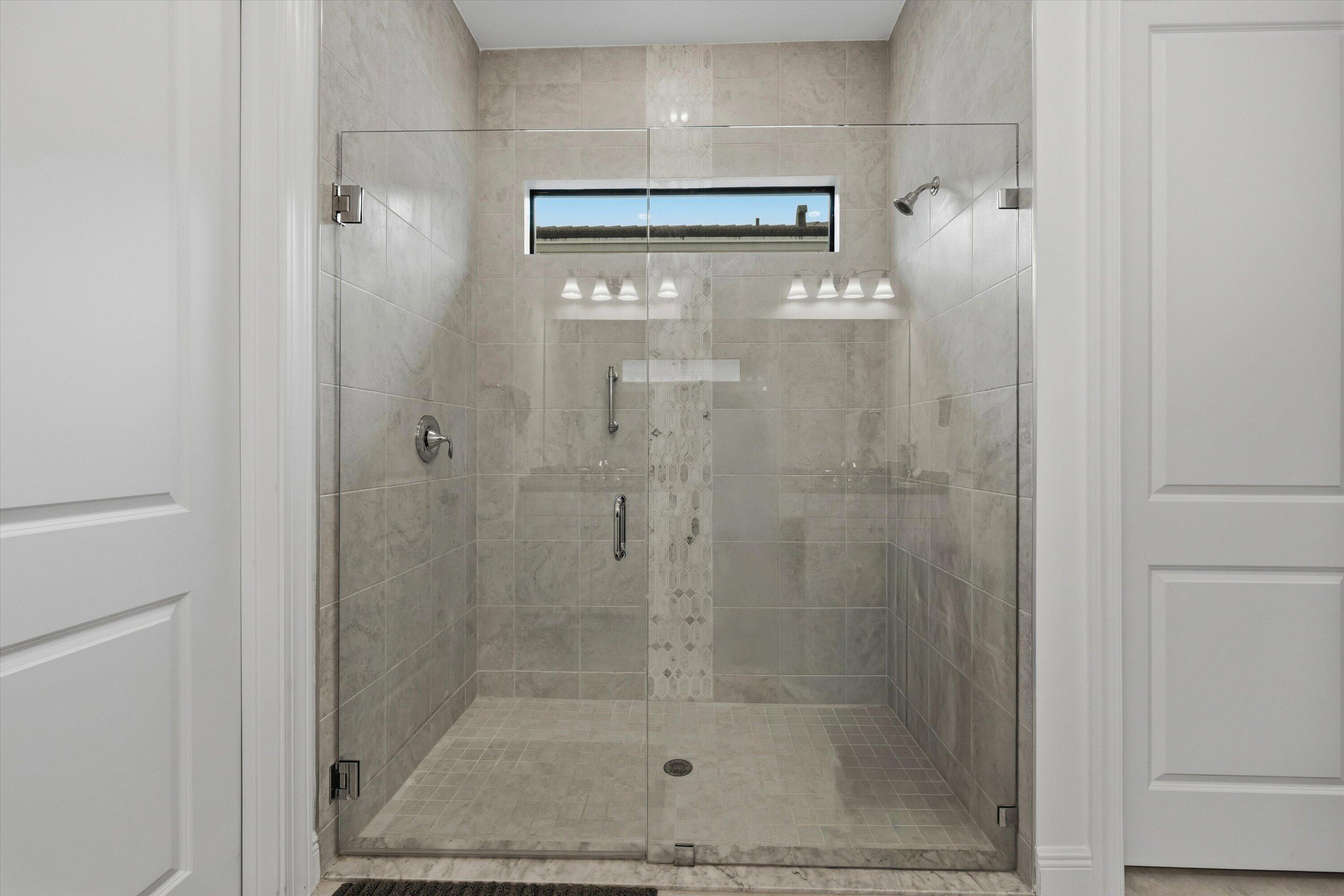 CRESSWIND PALM BEACH - Residential