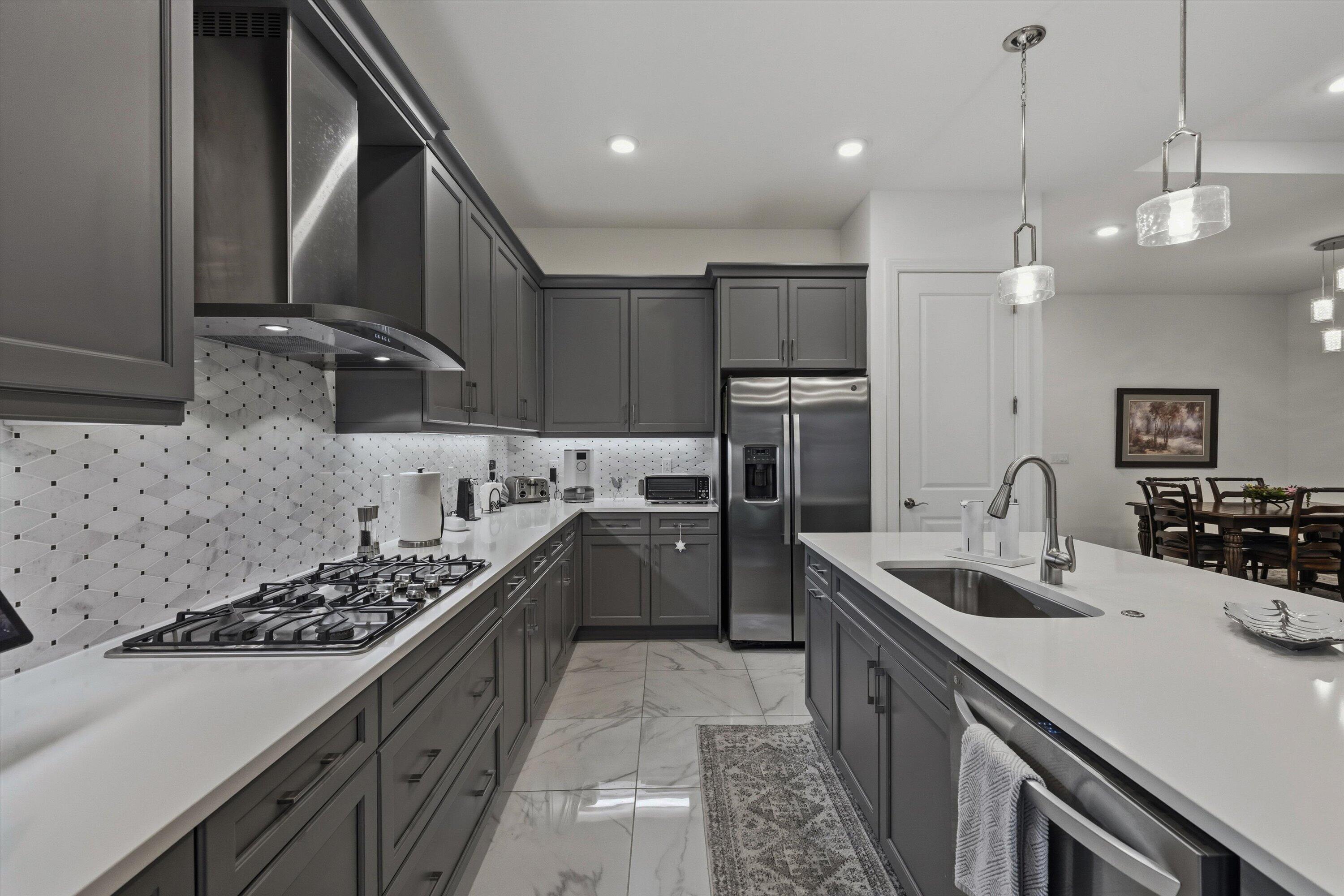 CRESSWIND PALM BEACH - Residential