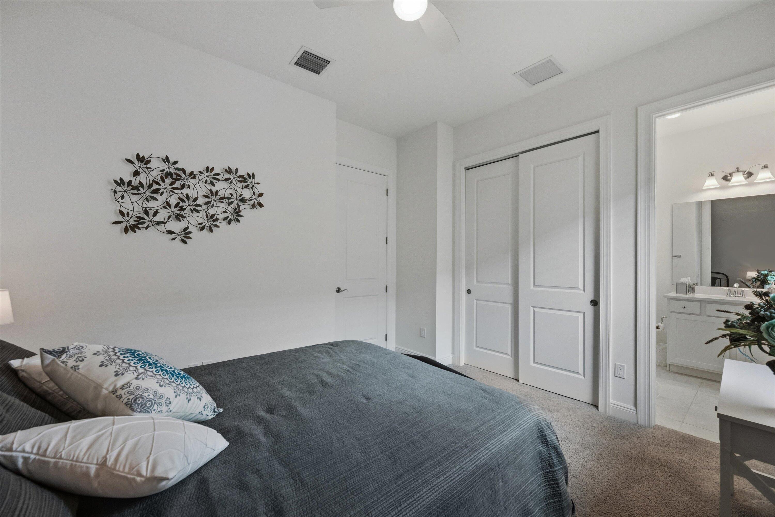 CRESSWIND PALM BEACH - Residential