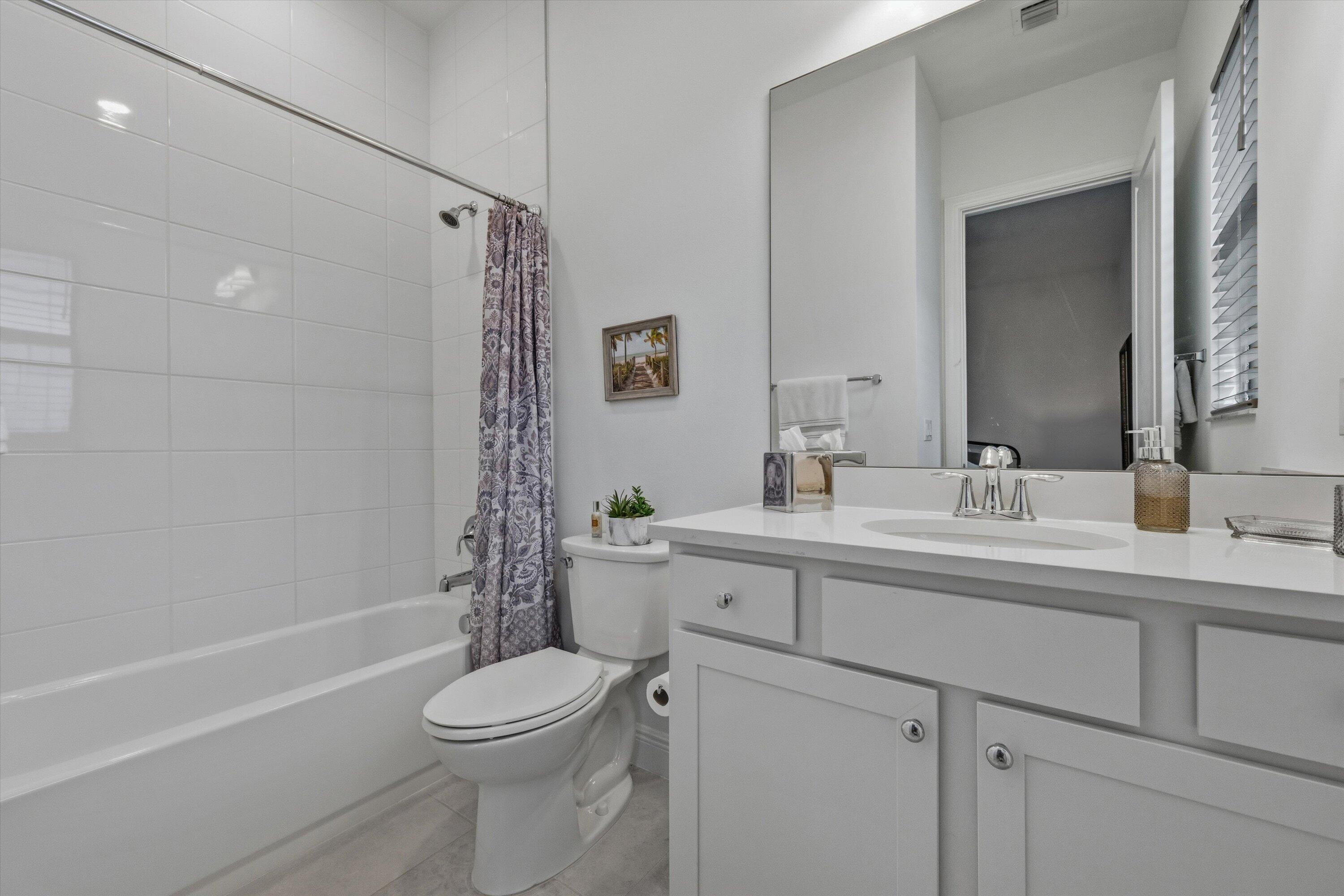 CRESSWIND PALM BEACH - Residential