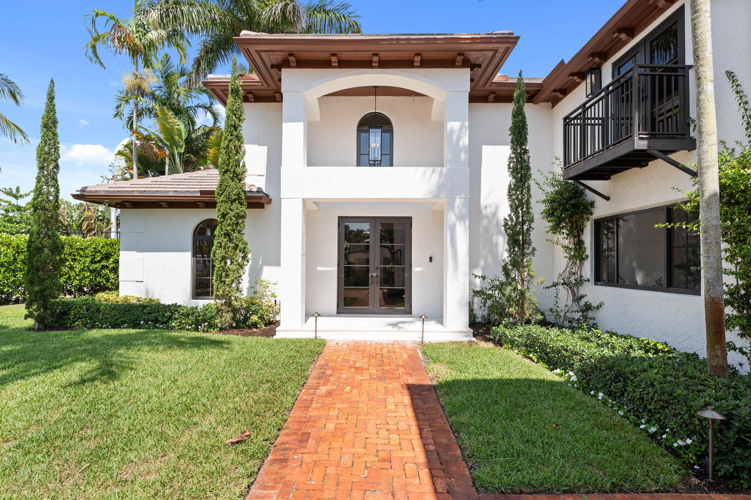 257 E Lakewood Road
