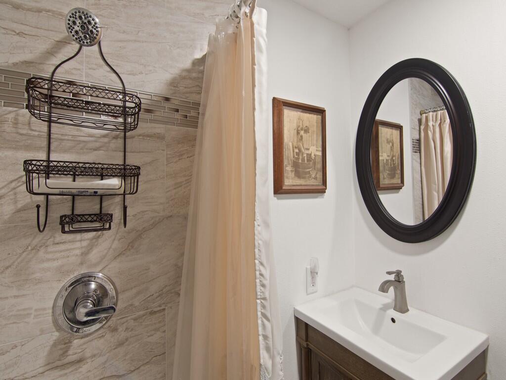 Spanish Lakes Riverfront - Residential