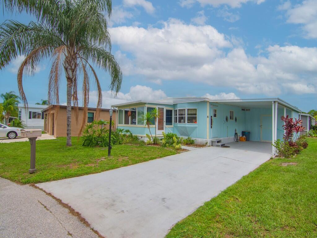 Spanish Lakes Riverfront - Residential