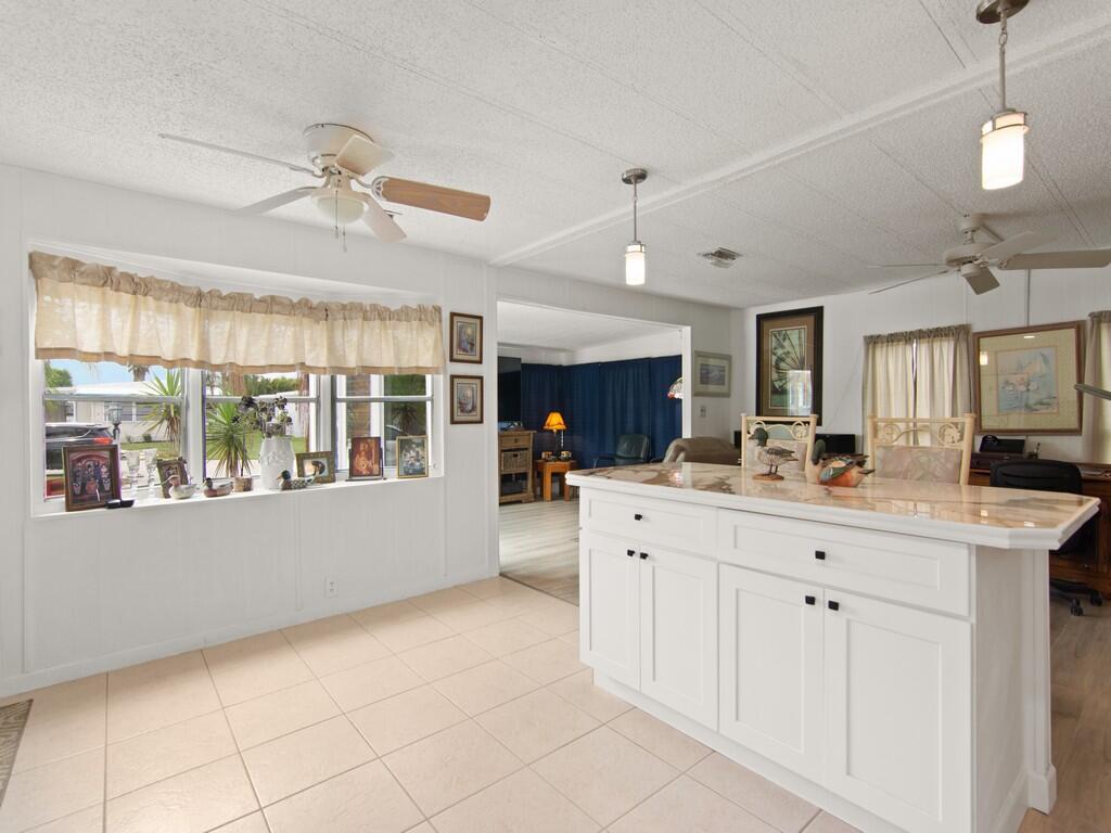 Spanish Lakes Riverfront - Residential