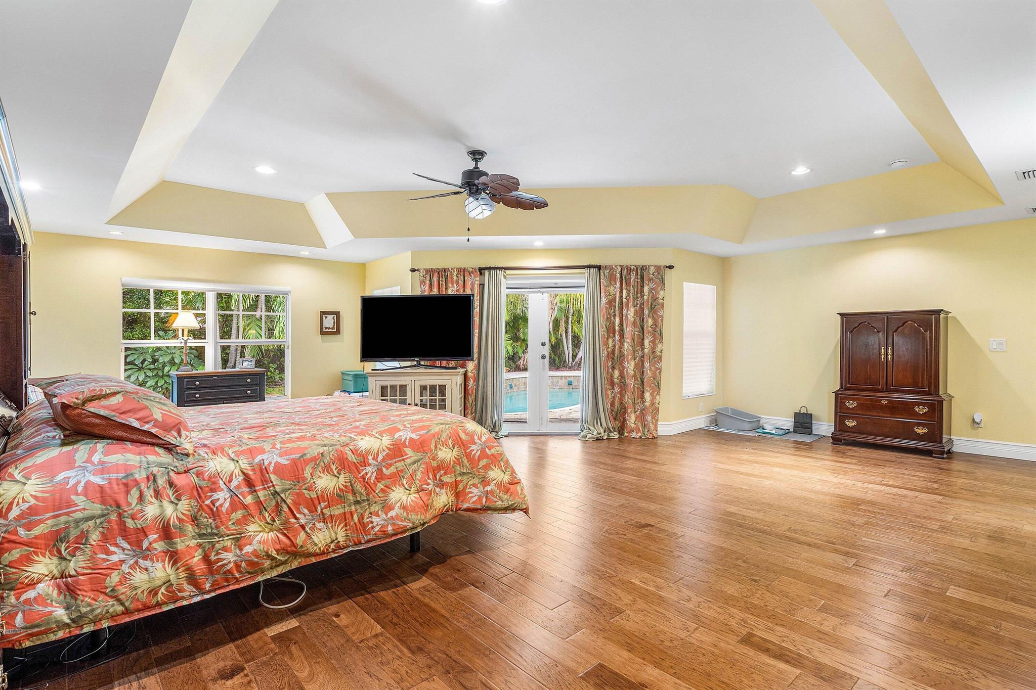 PINE TREE GOLF CLUB - Residential