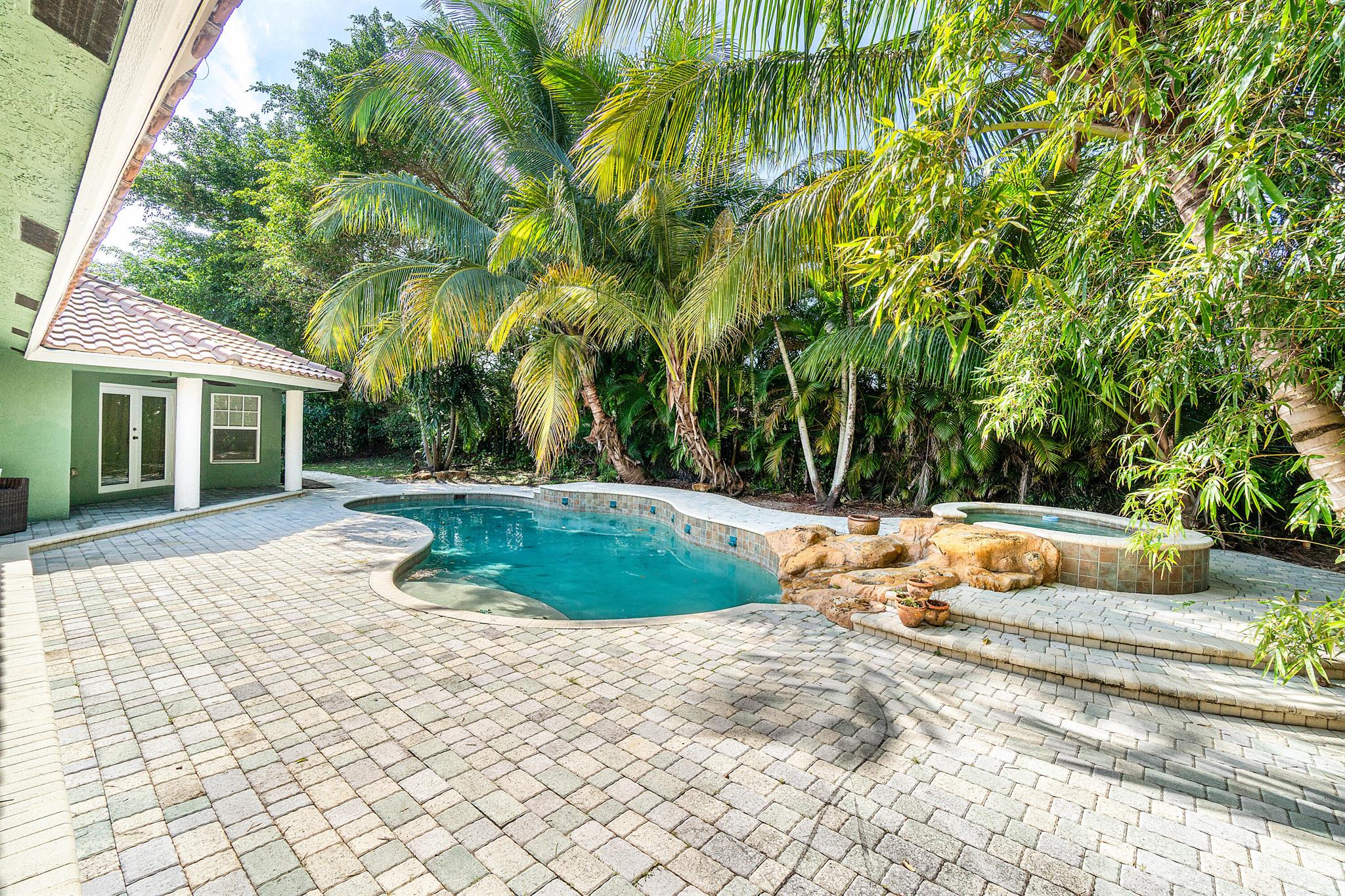 PINE TREE GOLF CLUB - Residential