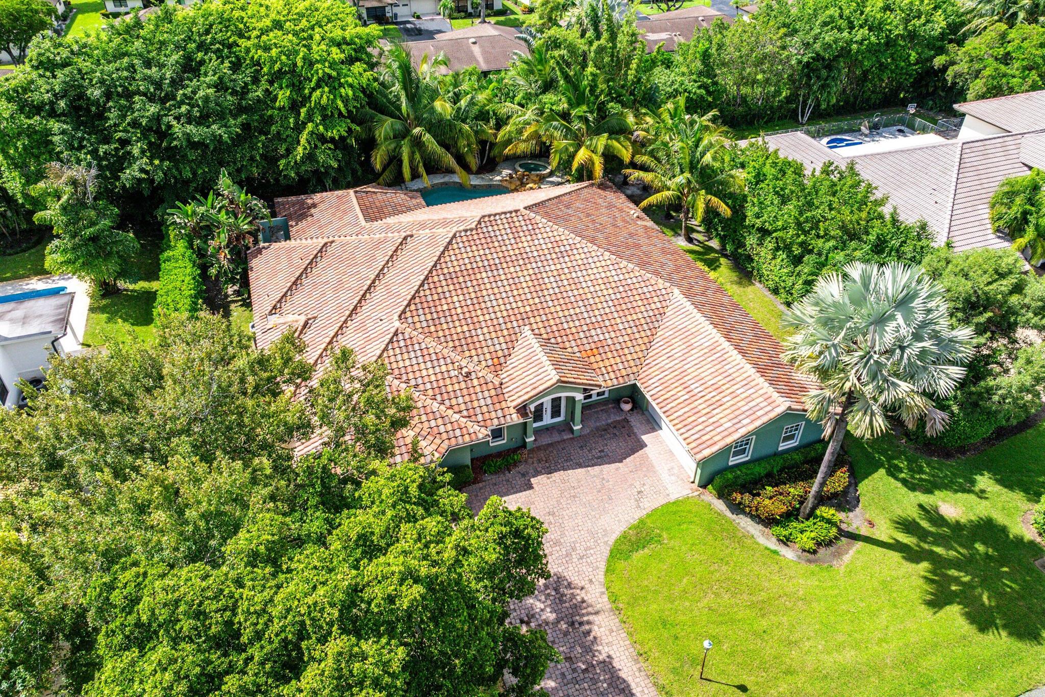 PINE TREE GOLF CLUB - Residential