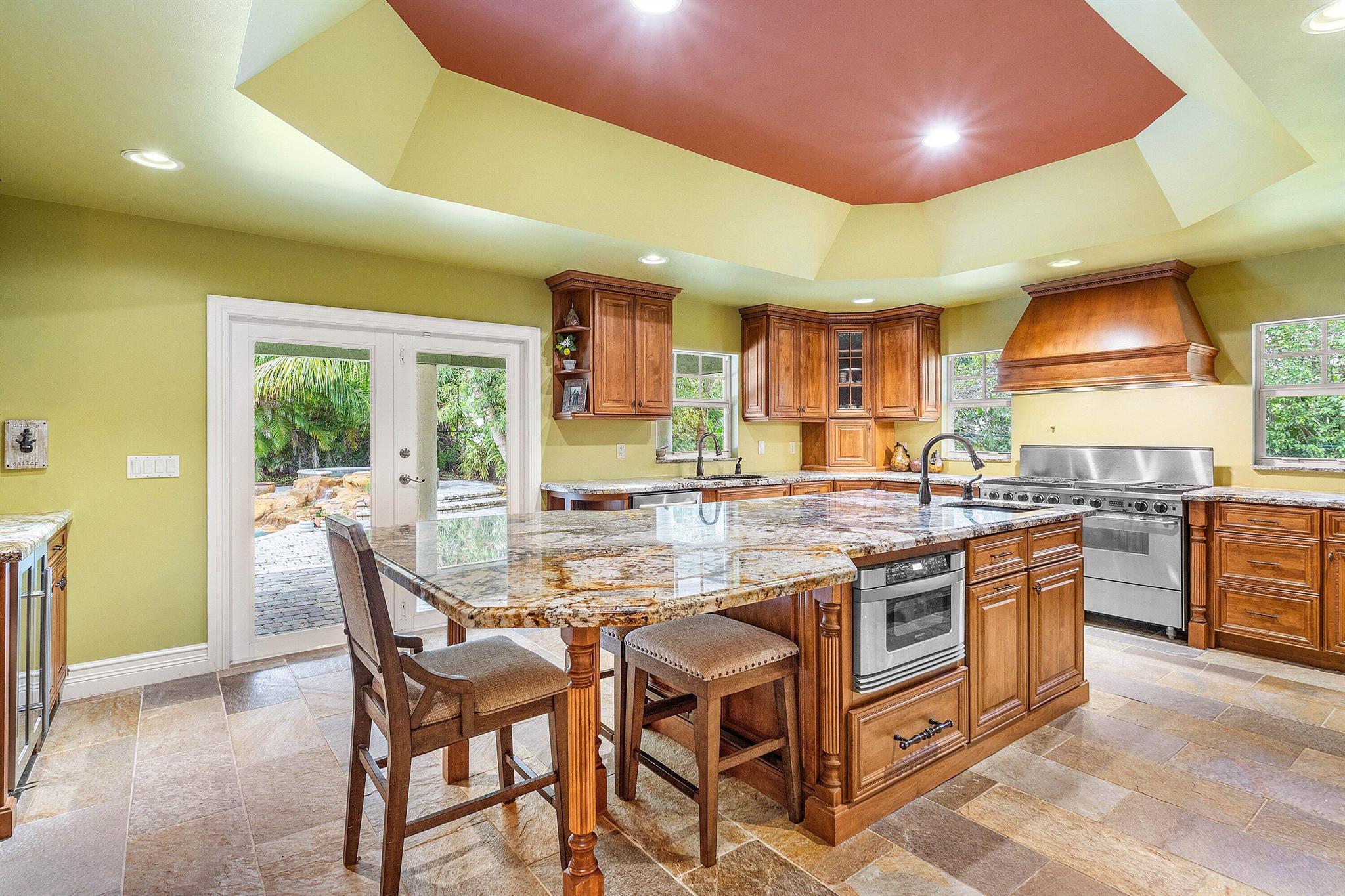 PINE TREE GOLF CLUB - Residential