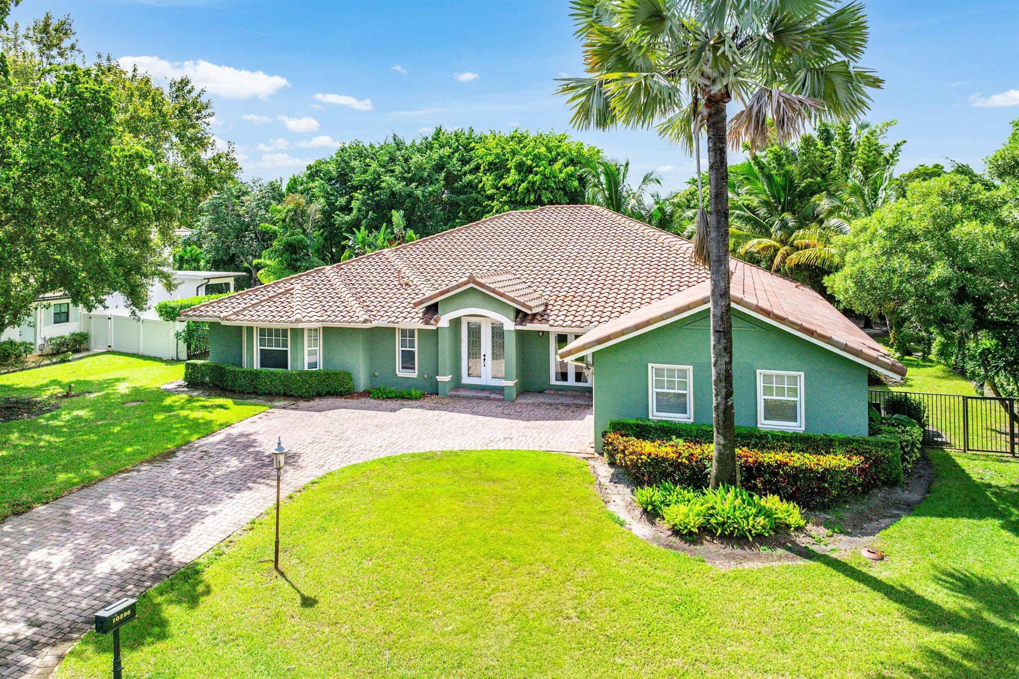 PINE TREE GOLF CLUB - Residential
