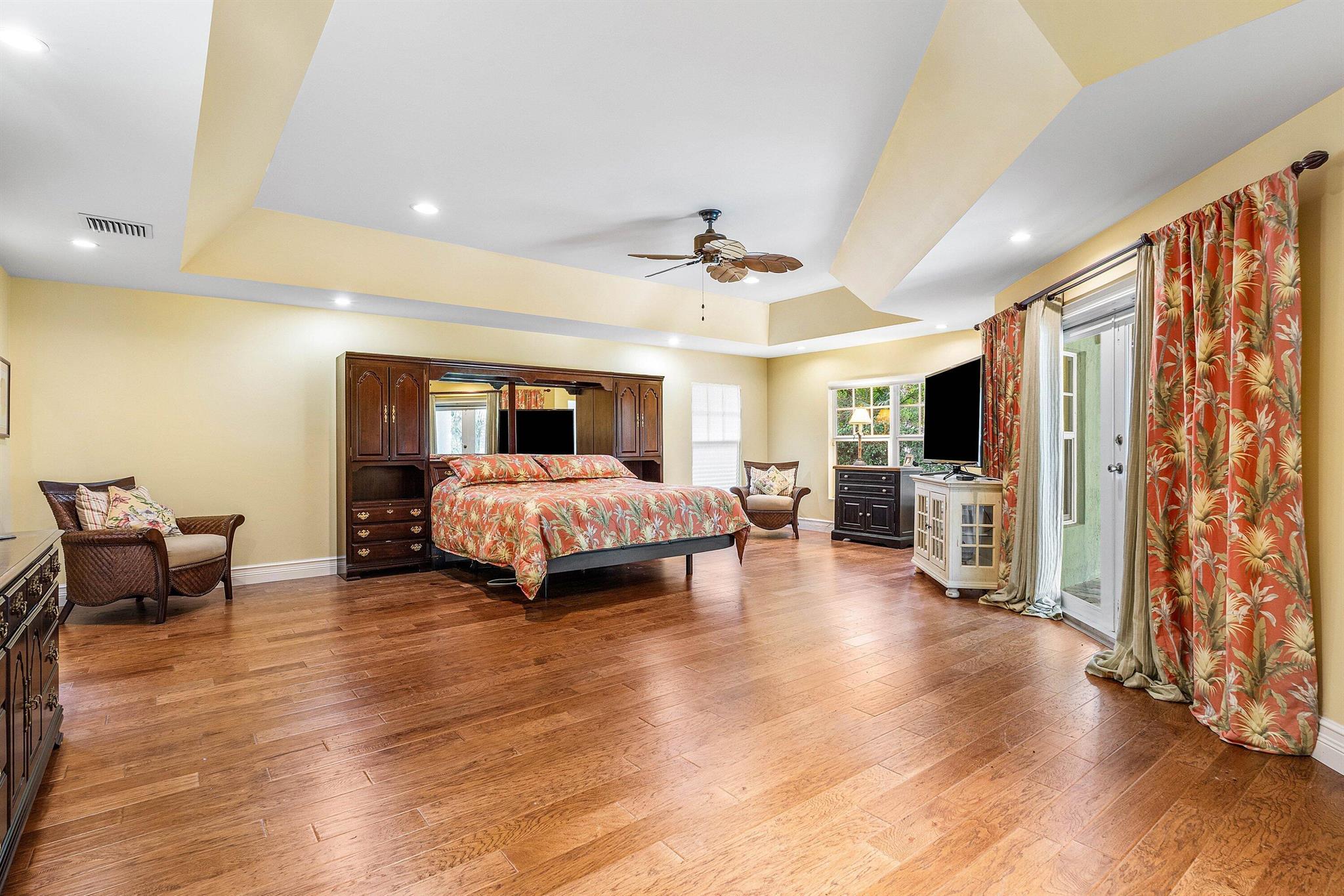 PINE TREE GOLF CLUB - Residential