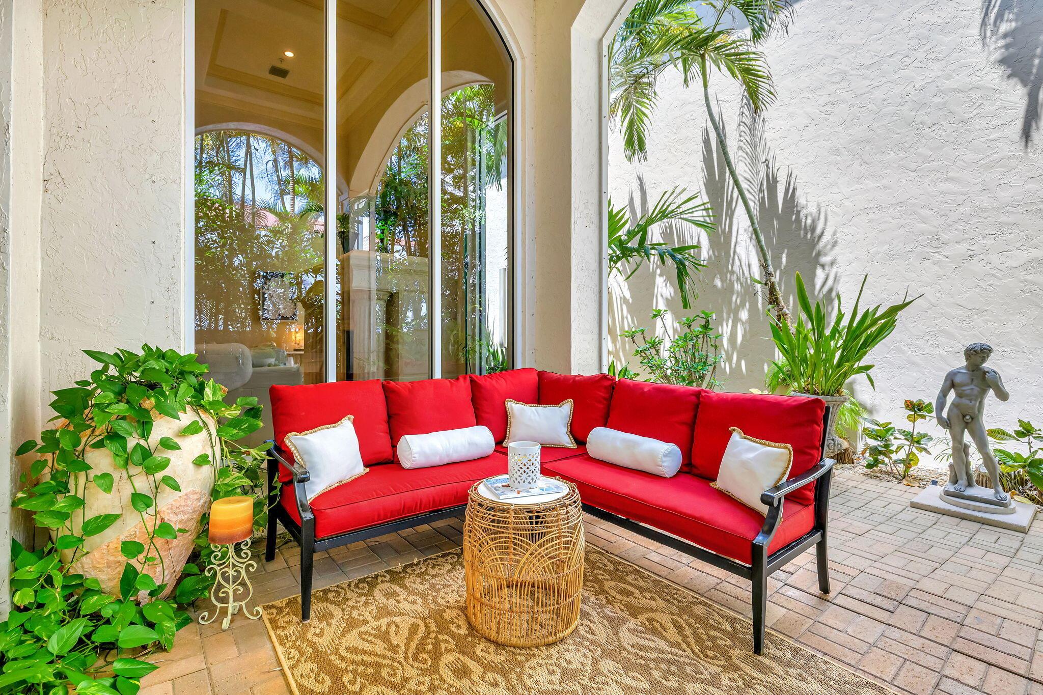 OCEAN GRANDE PLACE - Residential