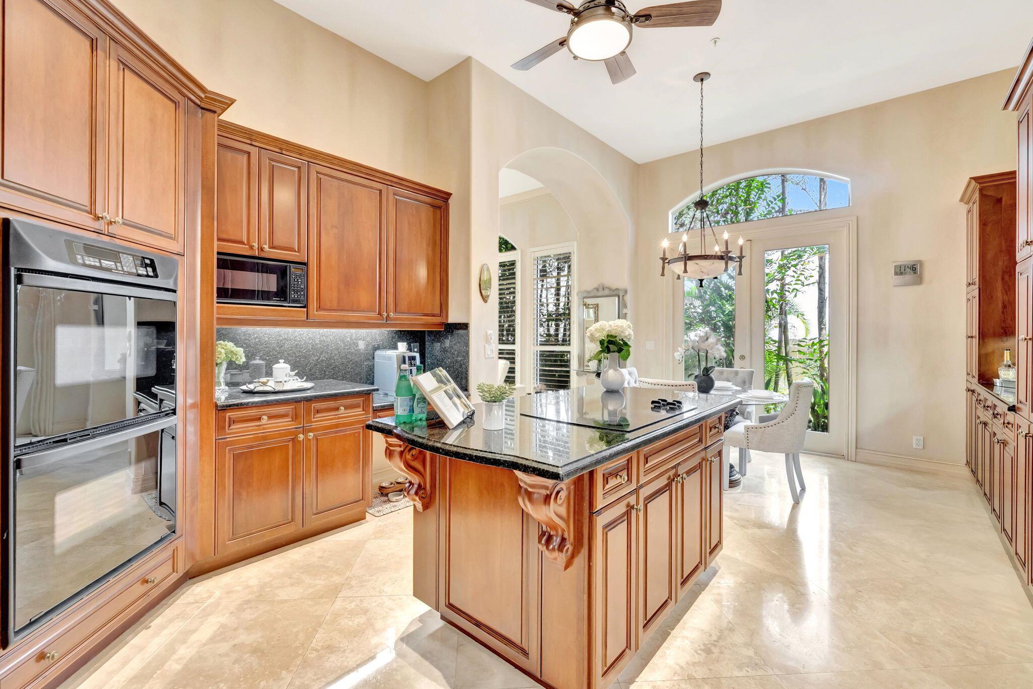 OCEAN GRANDE PLACE - Residential