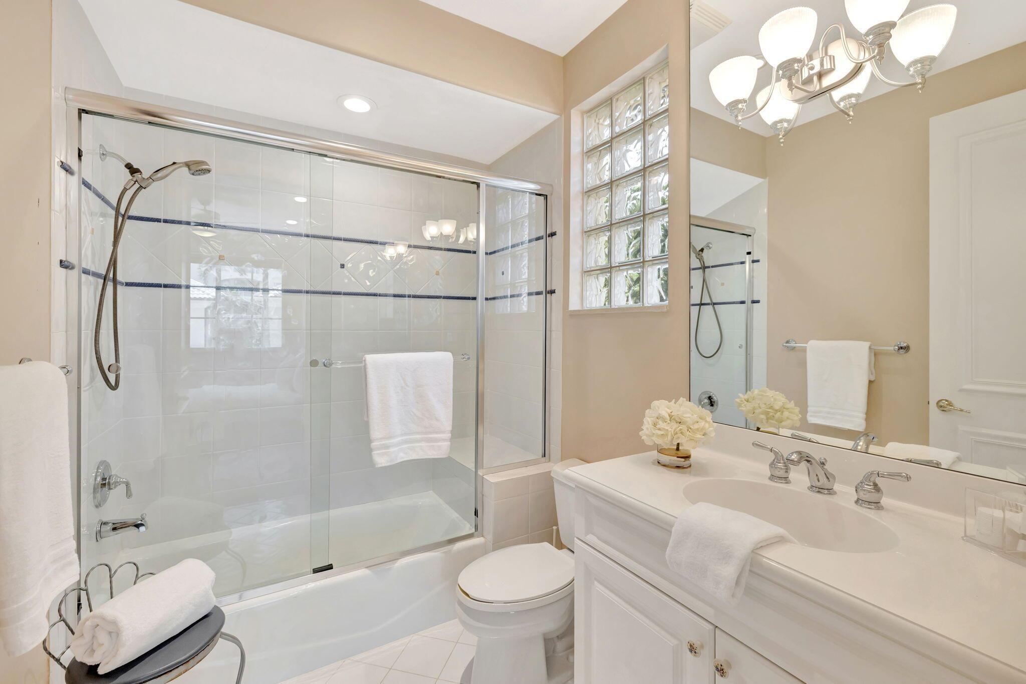 OCEAN GRANDE PLACE - Residential