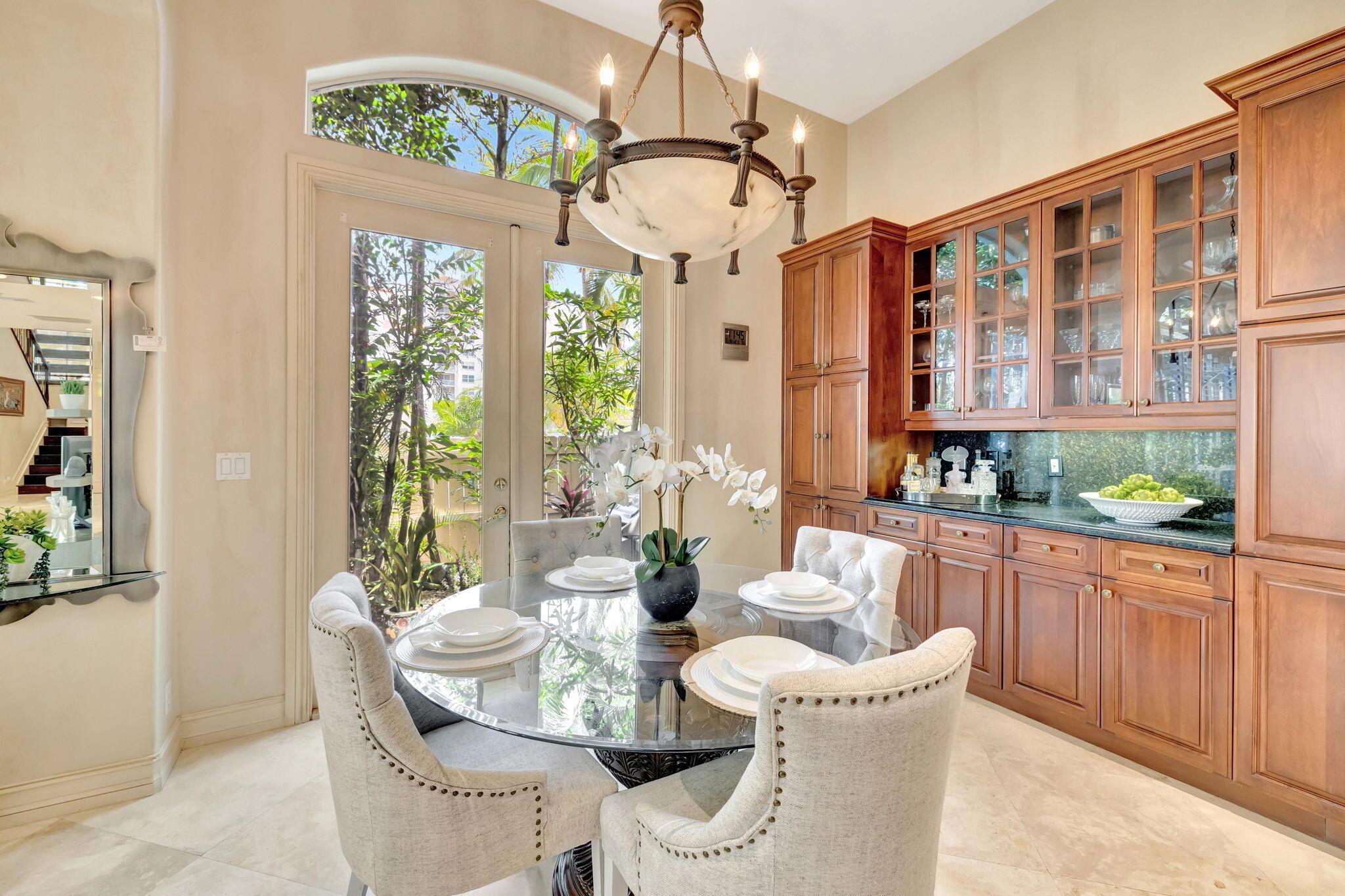 OCEAN GRANDE PLACE - Residential