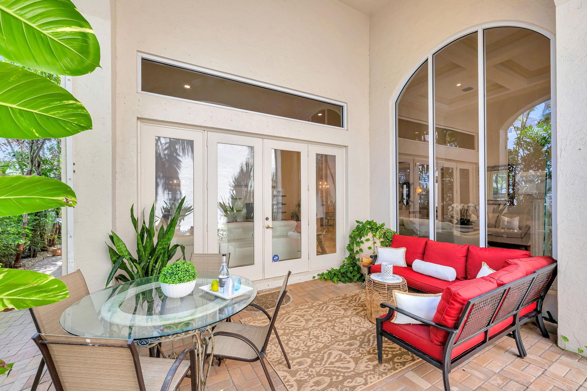 OCEAN GRANDE PLACE - Residential