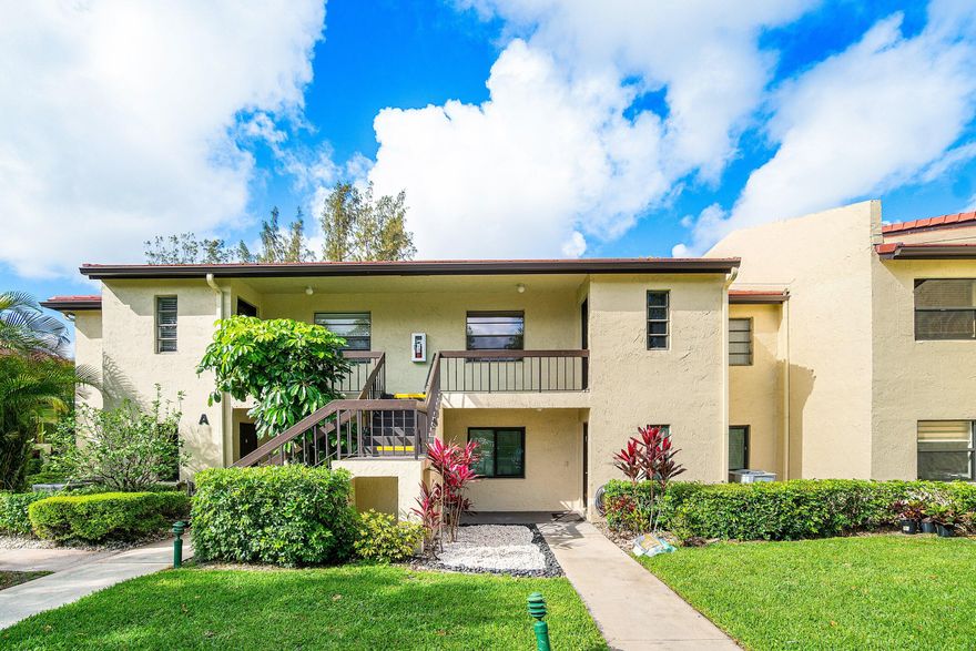 Spacious second floor condo with spectacular views. 2 Bedroom/2 bath with large open Living-Dining Room. Golf course and water views. Unit needs TLC-perfect for a buyer with vision or an investor.