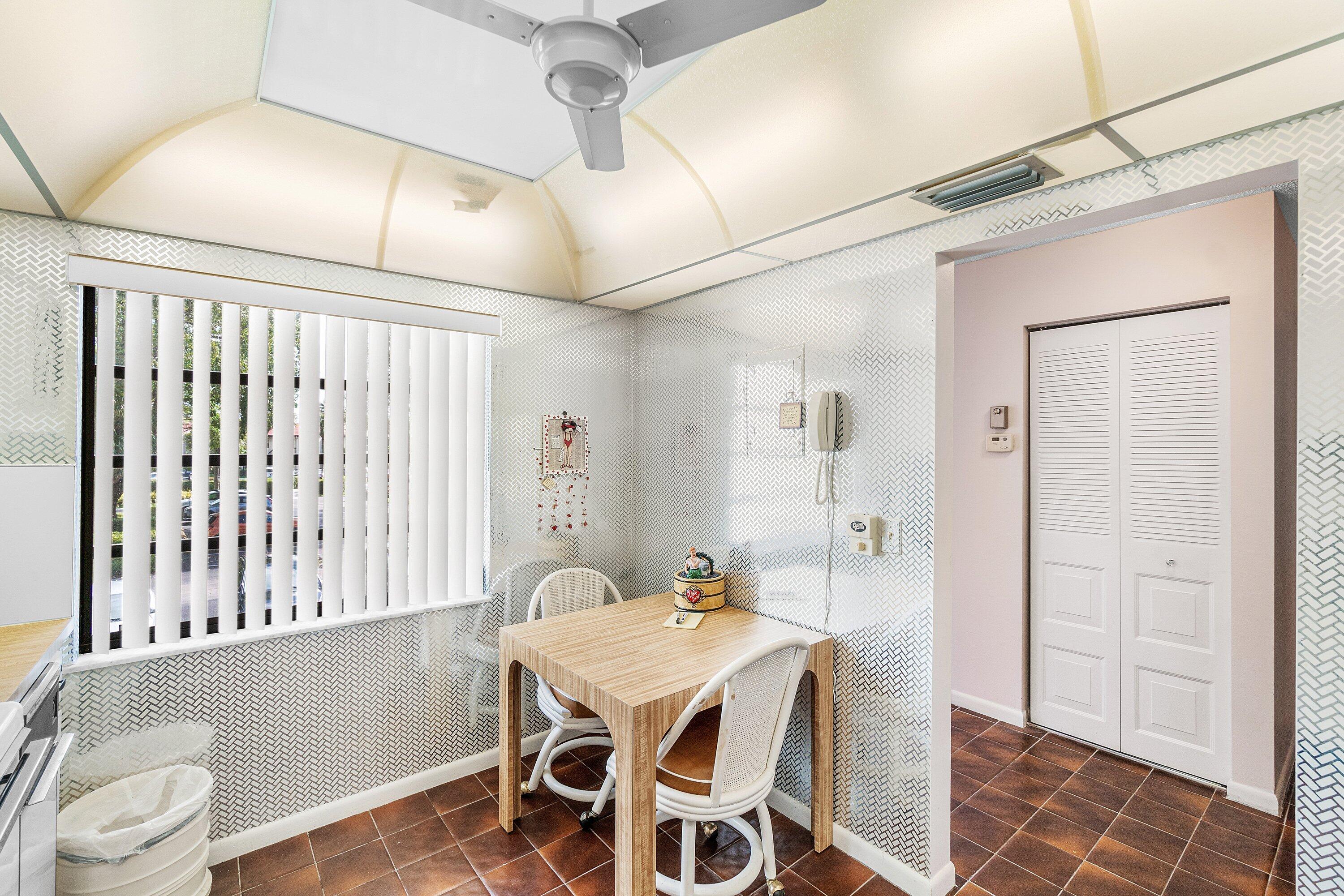 FAIRWAYS OF BOCA LAGO CONDO - Residential