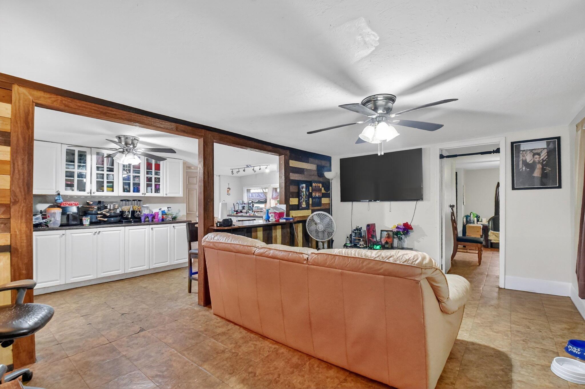 RIDGE GROVE ADD 1 - Residential