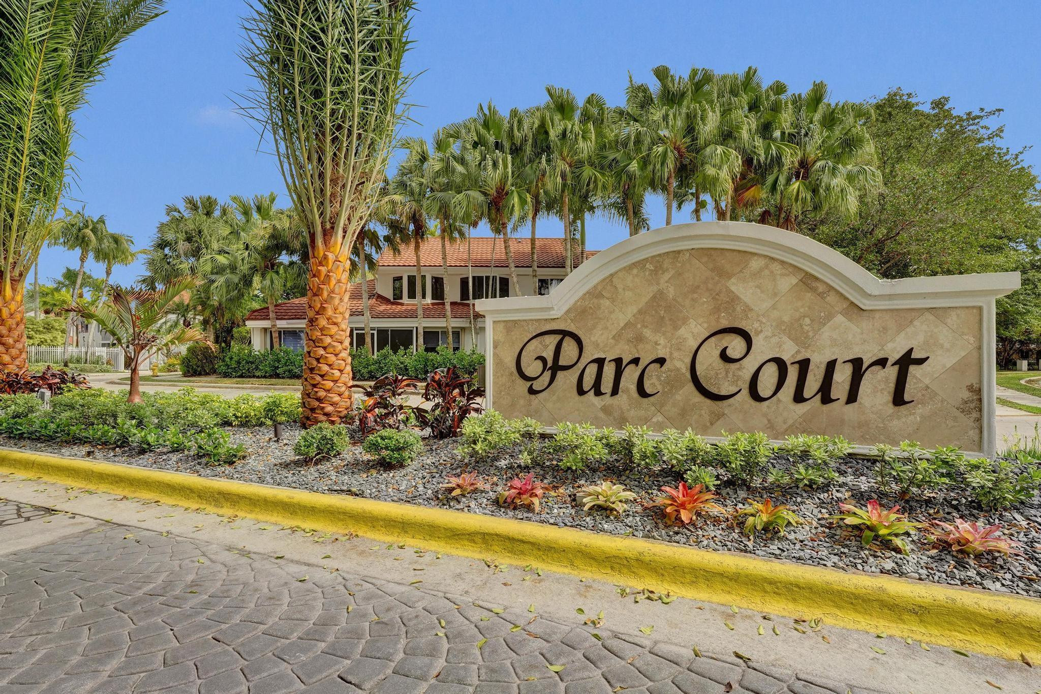 PARC COURT - Residential