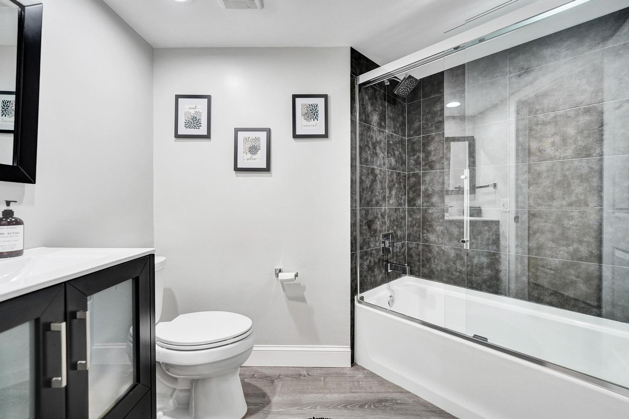 PARC COURT - Residential