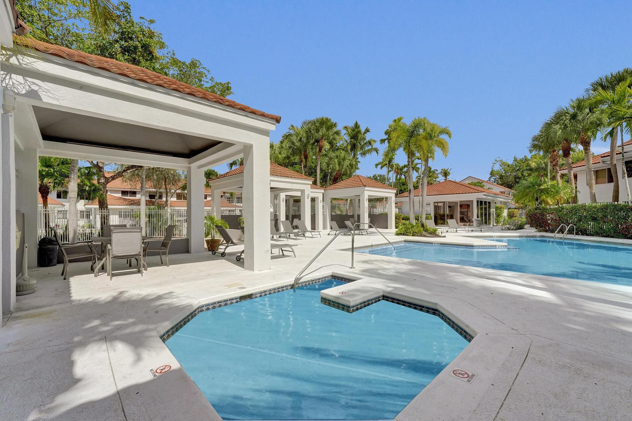 PARC COURT - Residential