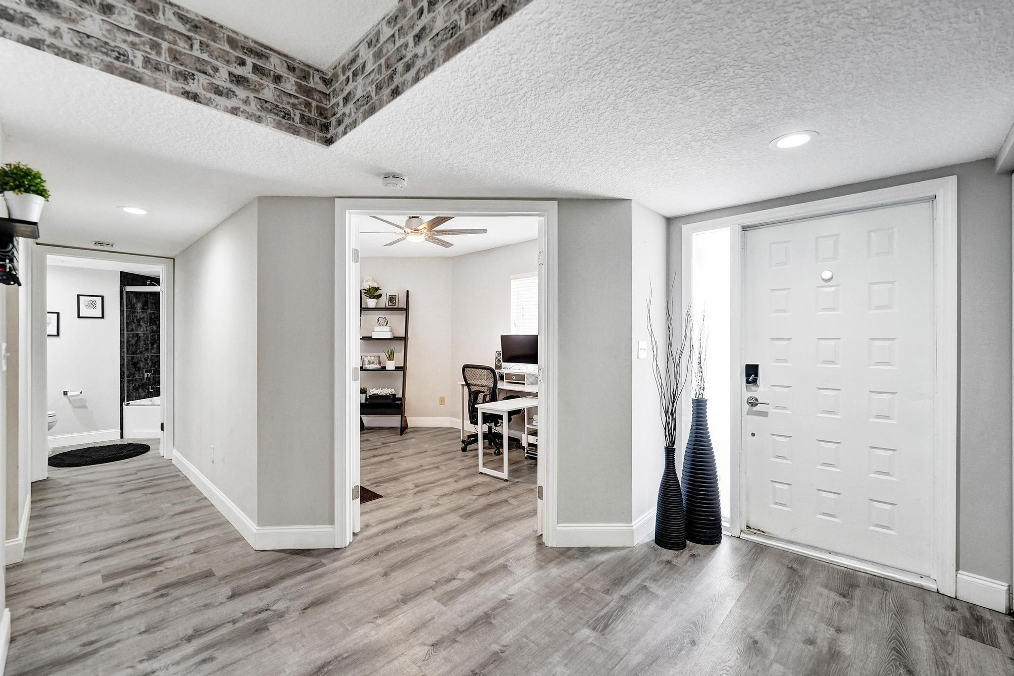 PARC COURT - Residential