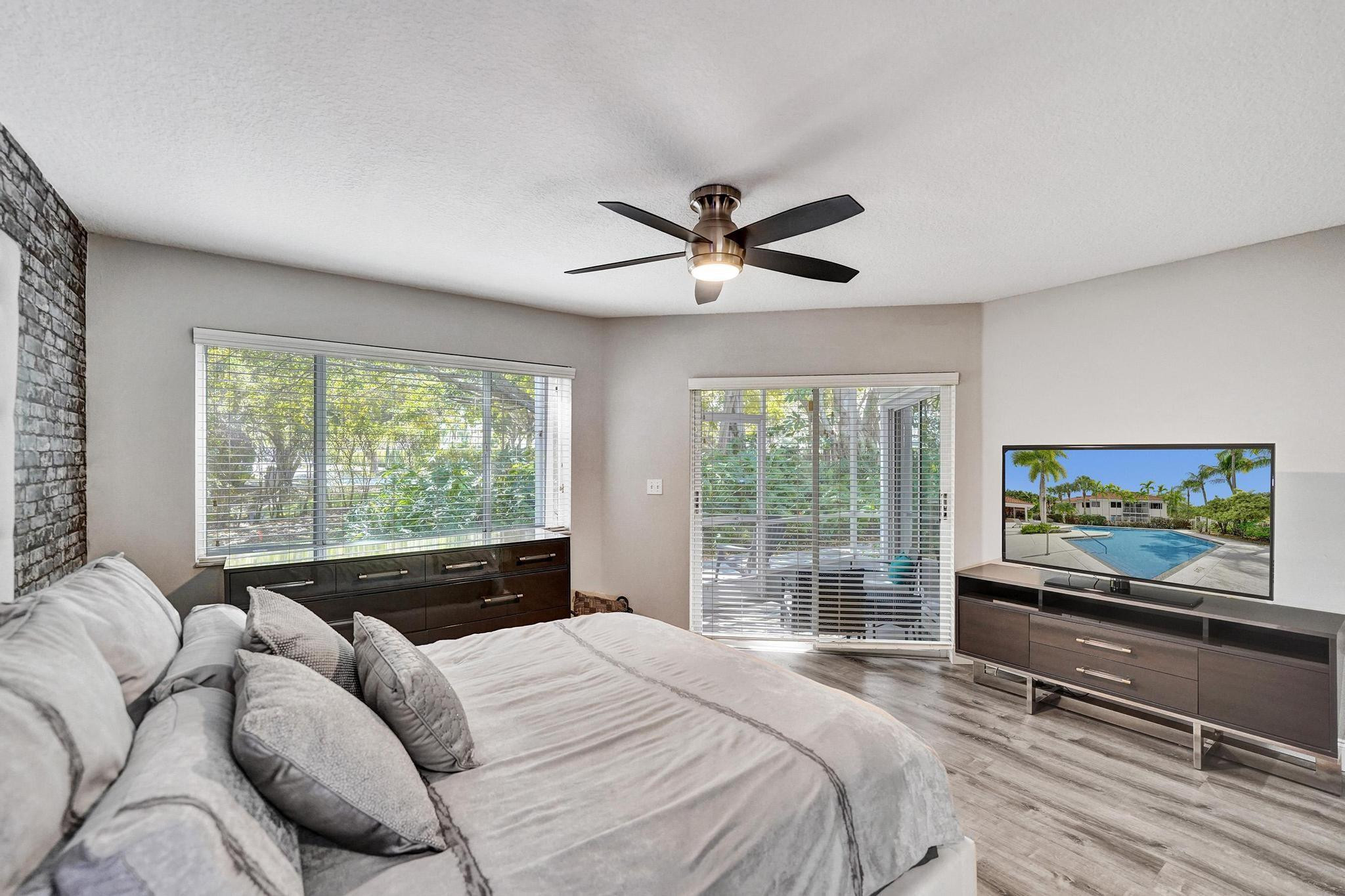 PARC COURT - Residential