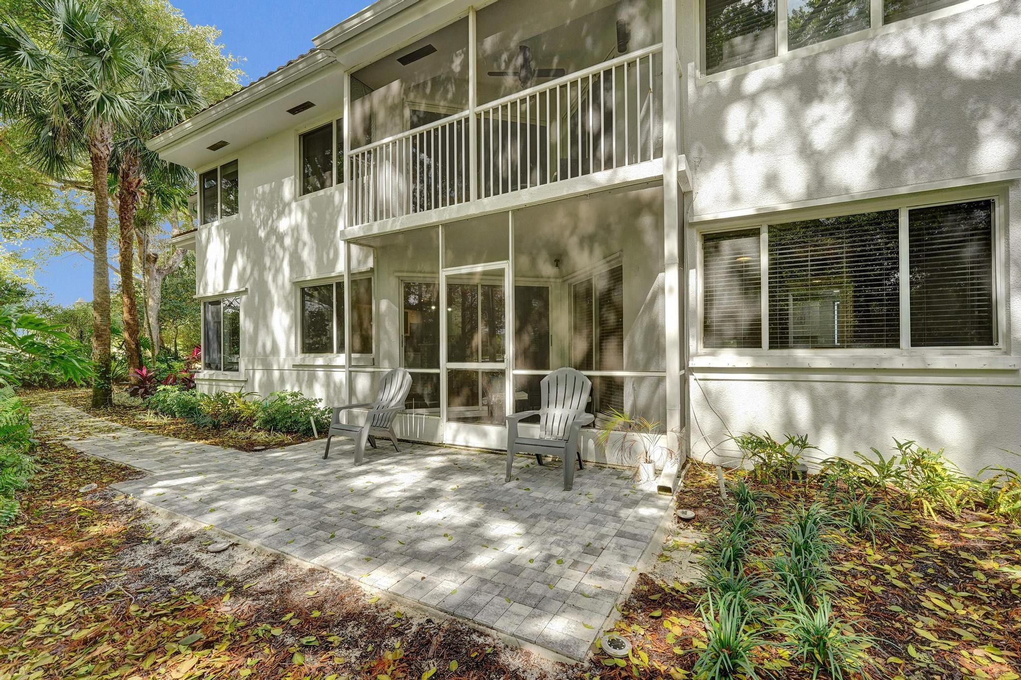 PARC COURT - Residential