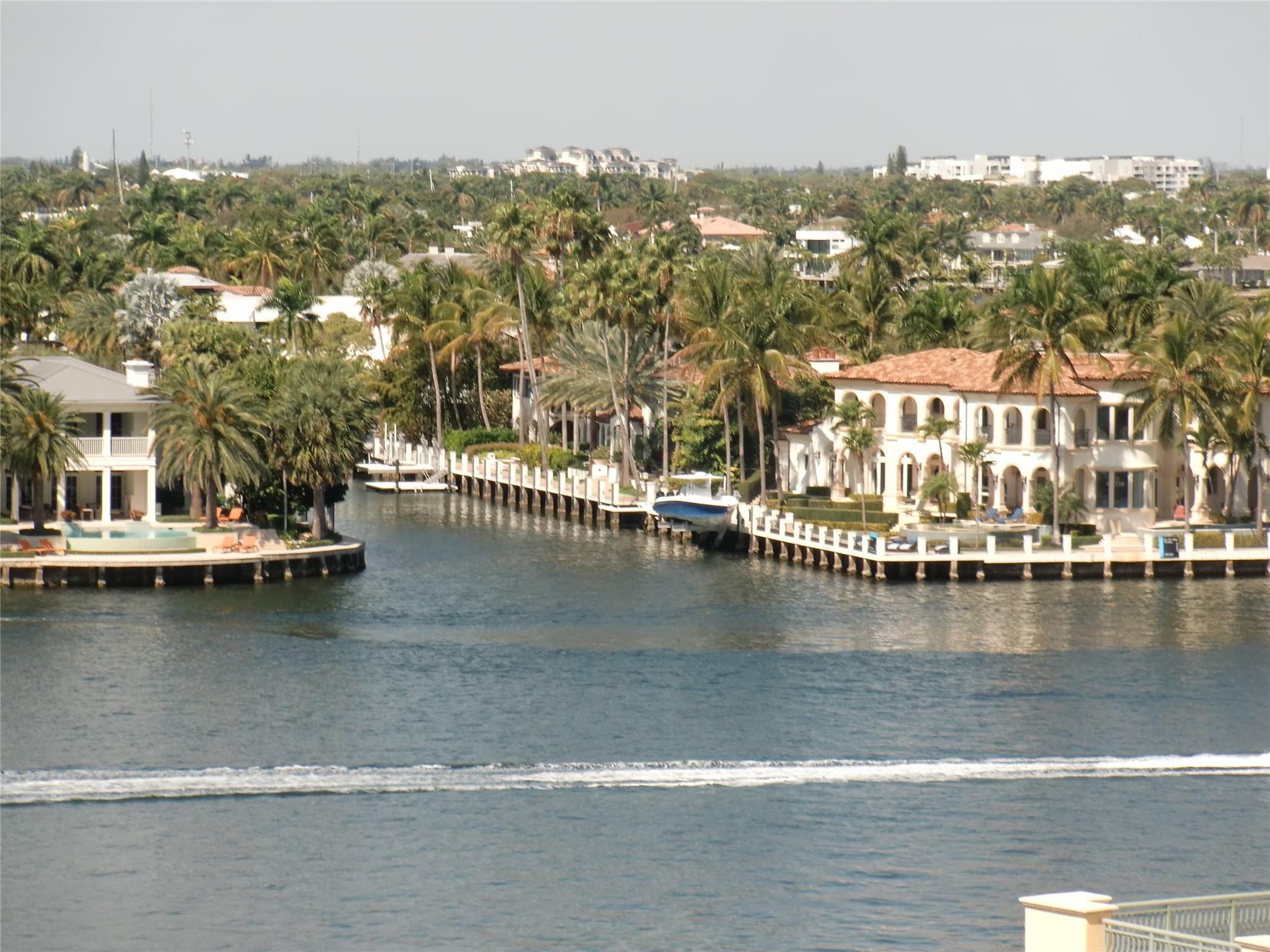 SELENE OCEANFRONT RESIDEN - Residential