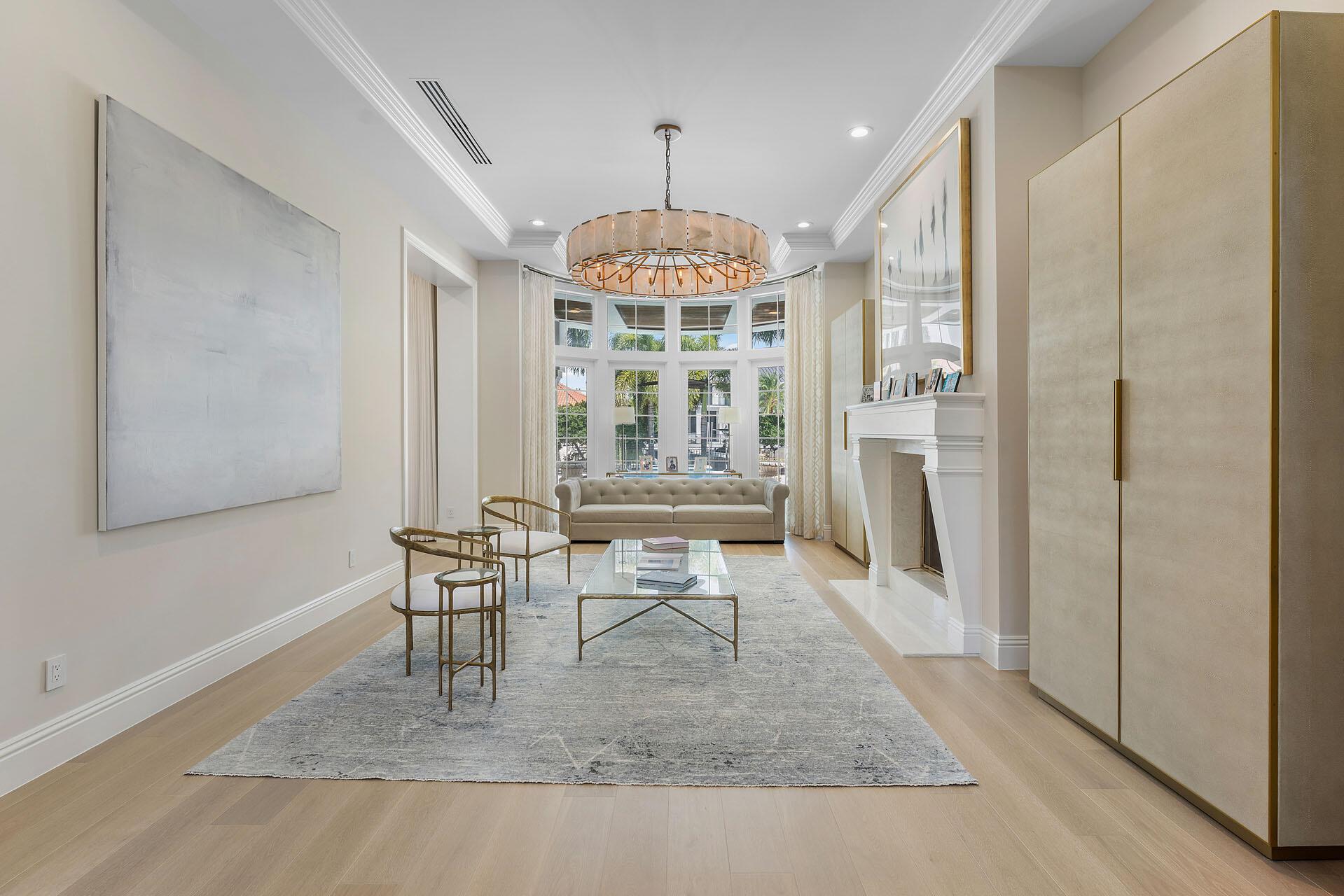 ROYAL PALM YACHT & COUNTR - Residential