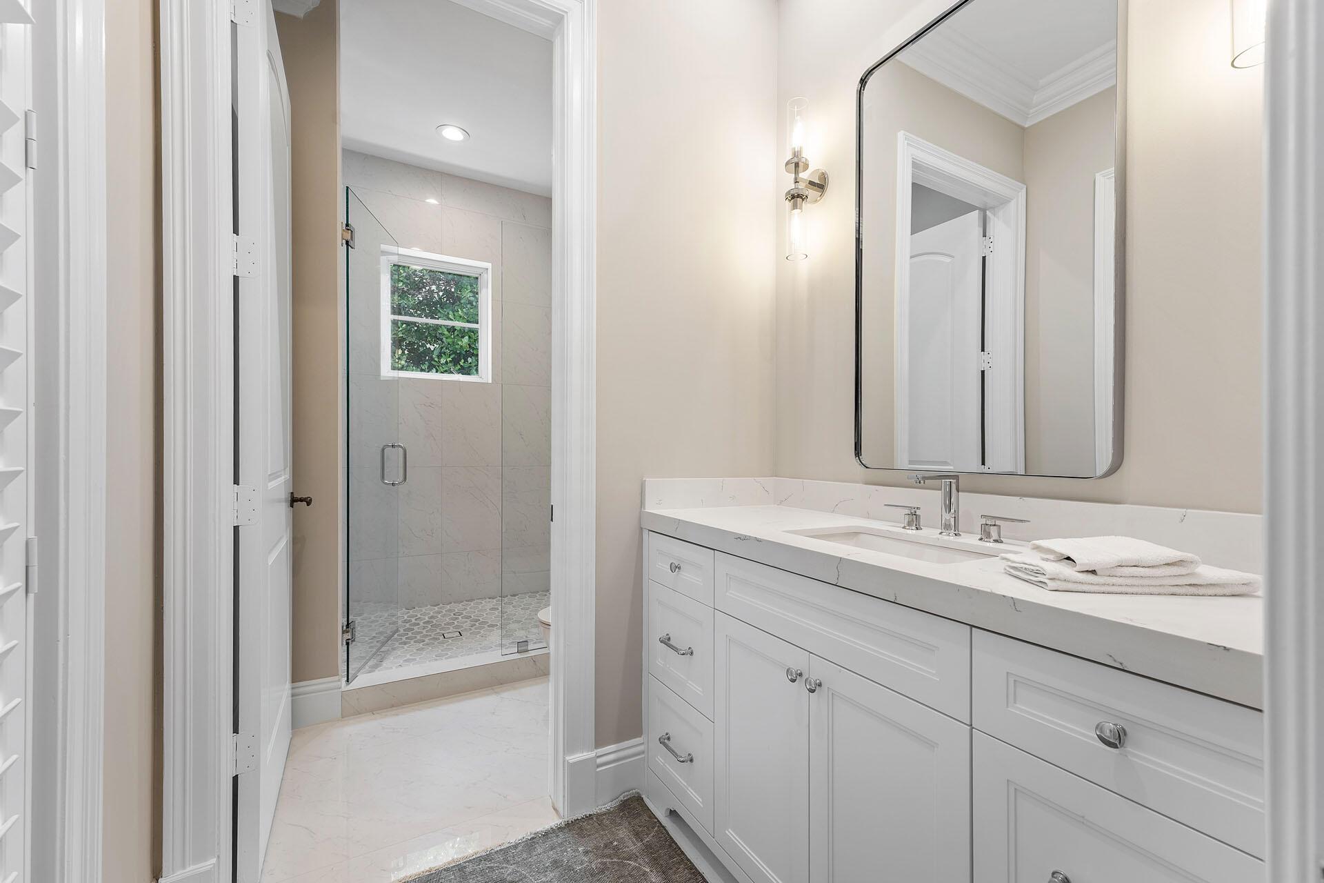 ROYAL PALM YACHT & COUNTR - Residential