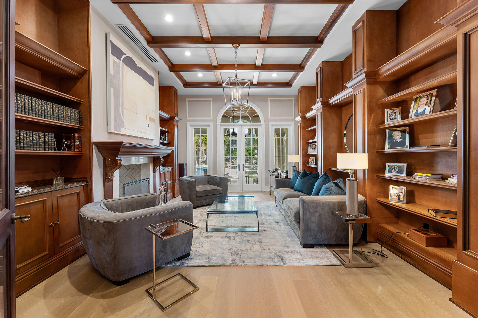 ROYAL PALM YACHT & COUNTR - Residential