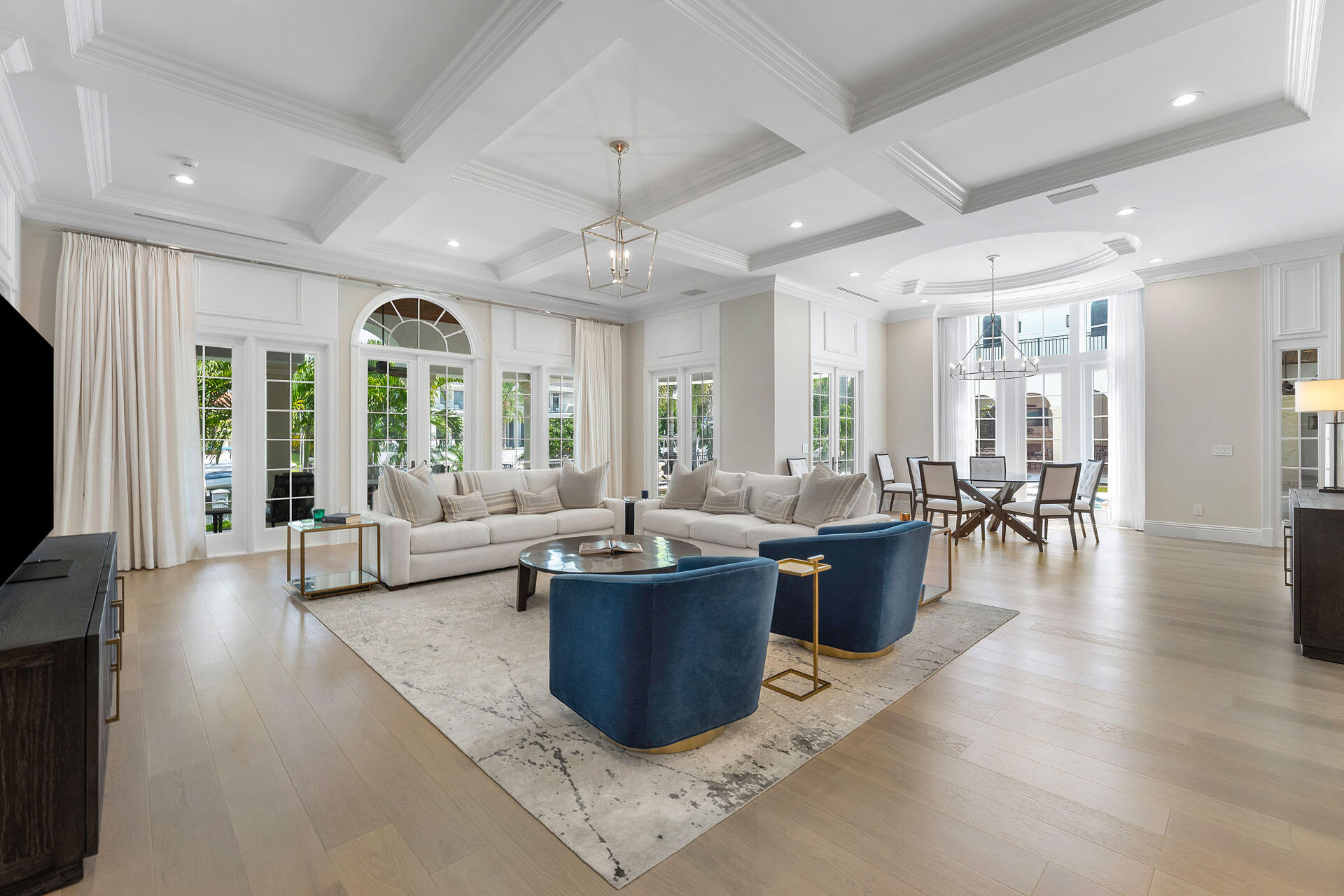 ROYAL PALM YACHT & COUNTR - Residential