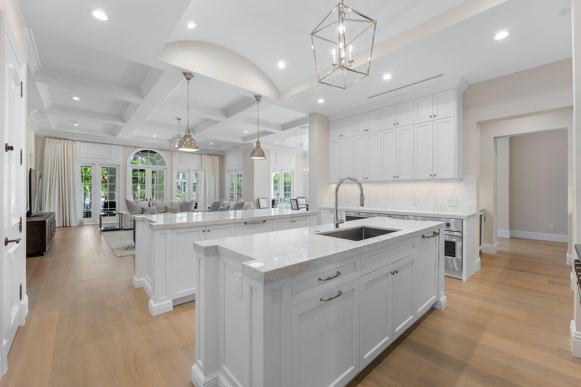 ROYAL PALM YACHT & COUNTR - Residential