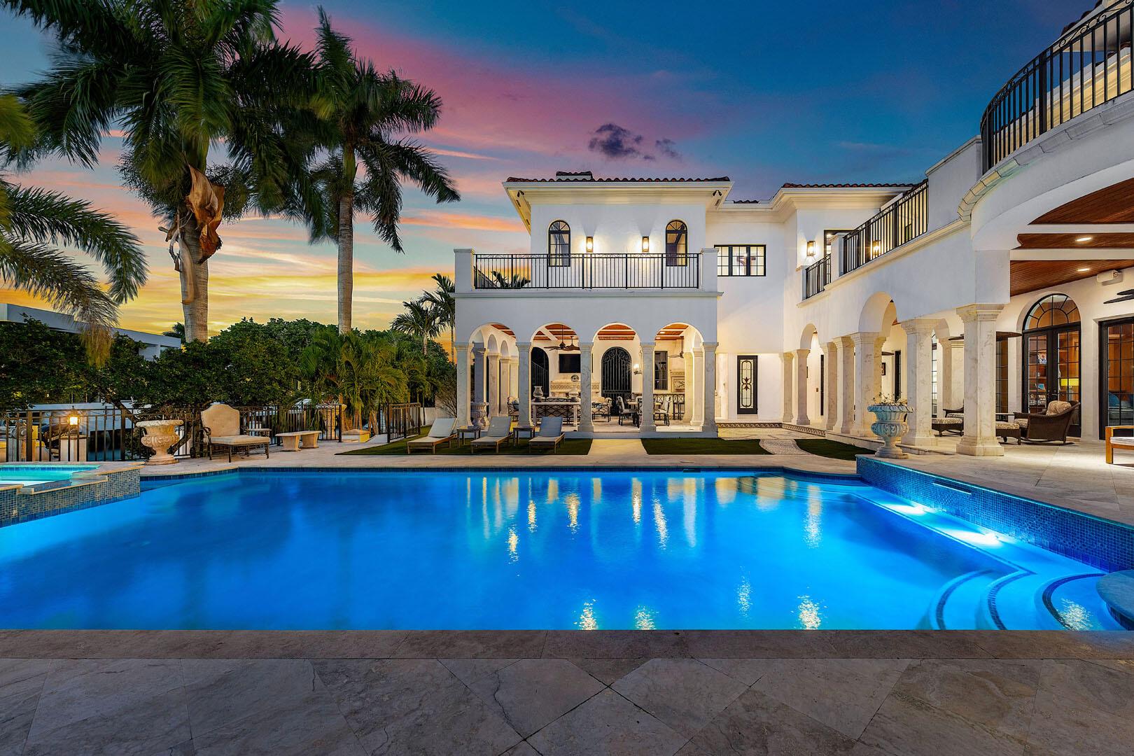 ROYAL PALM YACHT & COUNTR - Residential