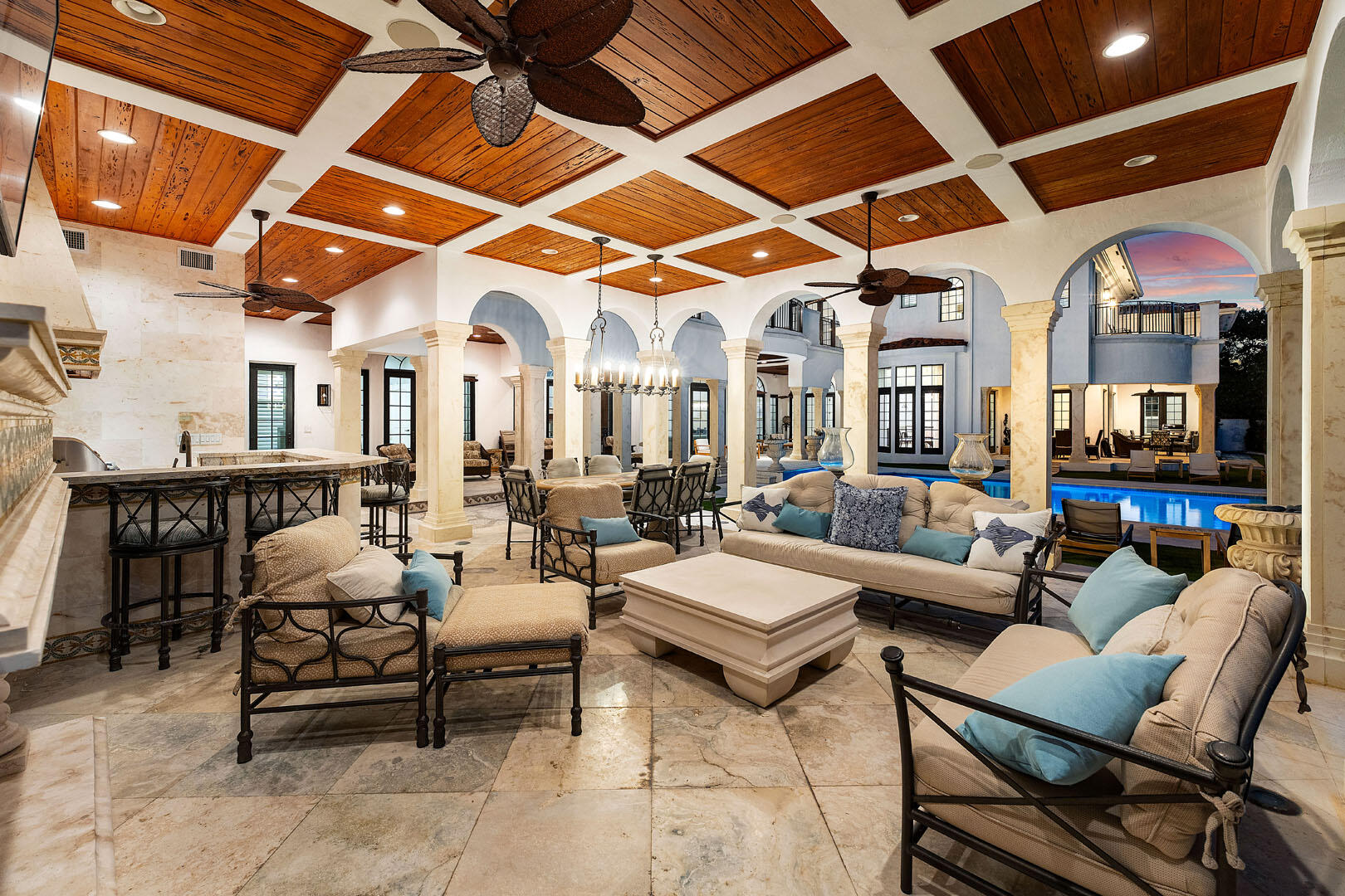 ROYAL PALM YACHT & COUNTR - Residential