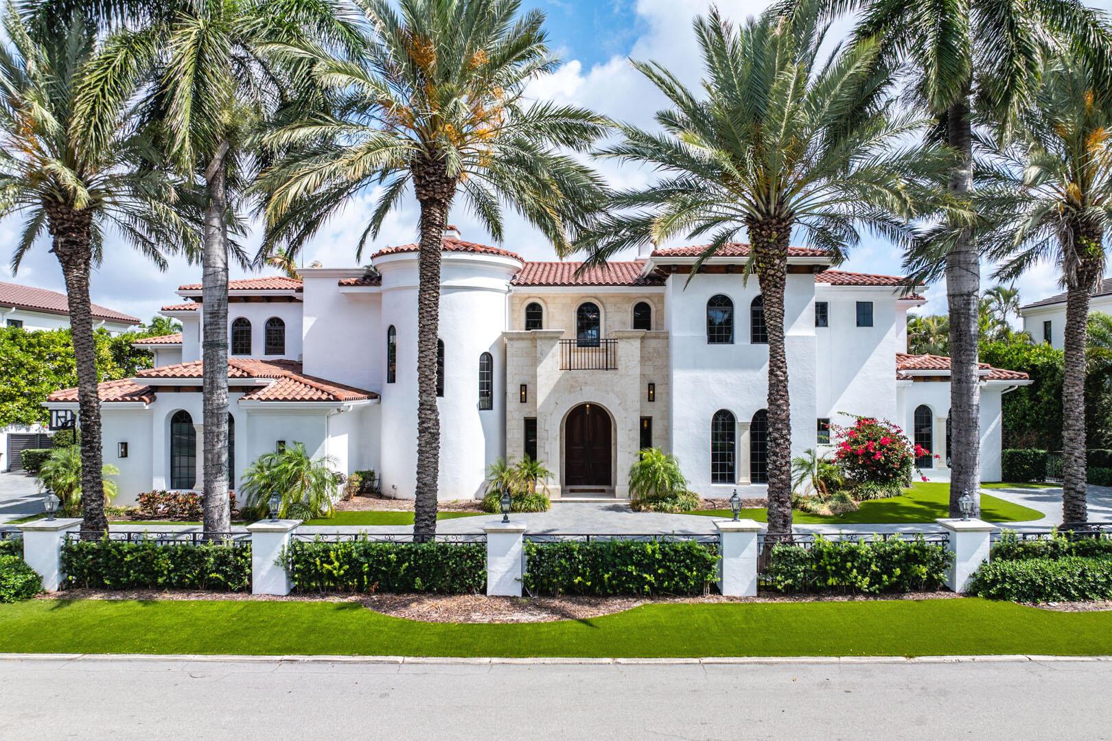 ROYAL PALM YACHT & COUNTR - Residential