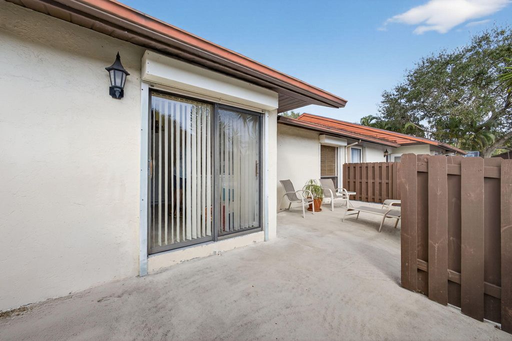 Photo of 4934 Sable Pine Circle #B, West Palm Beach, FL 33417 (MLS # B26013067)
