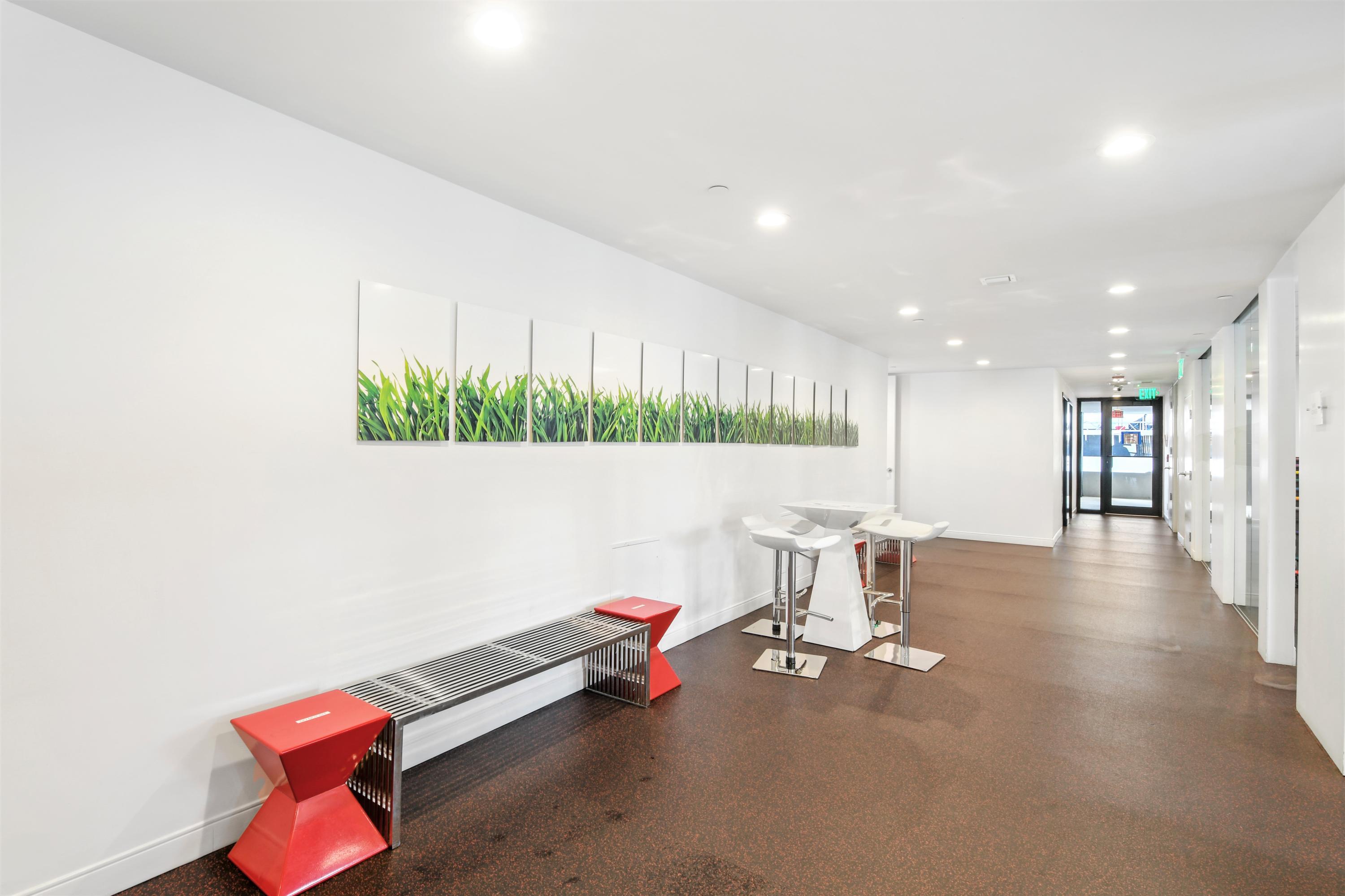 TRUMP PLAZA OF THE PALM BEACHES CONDO - Residential