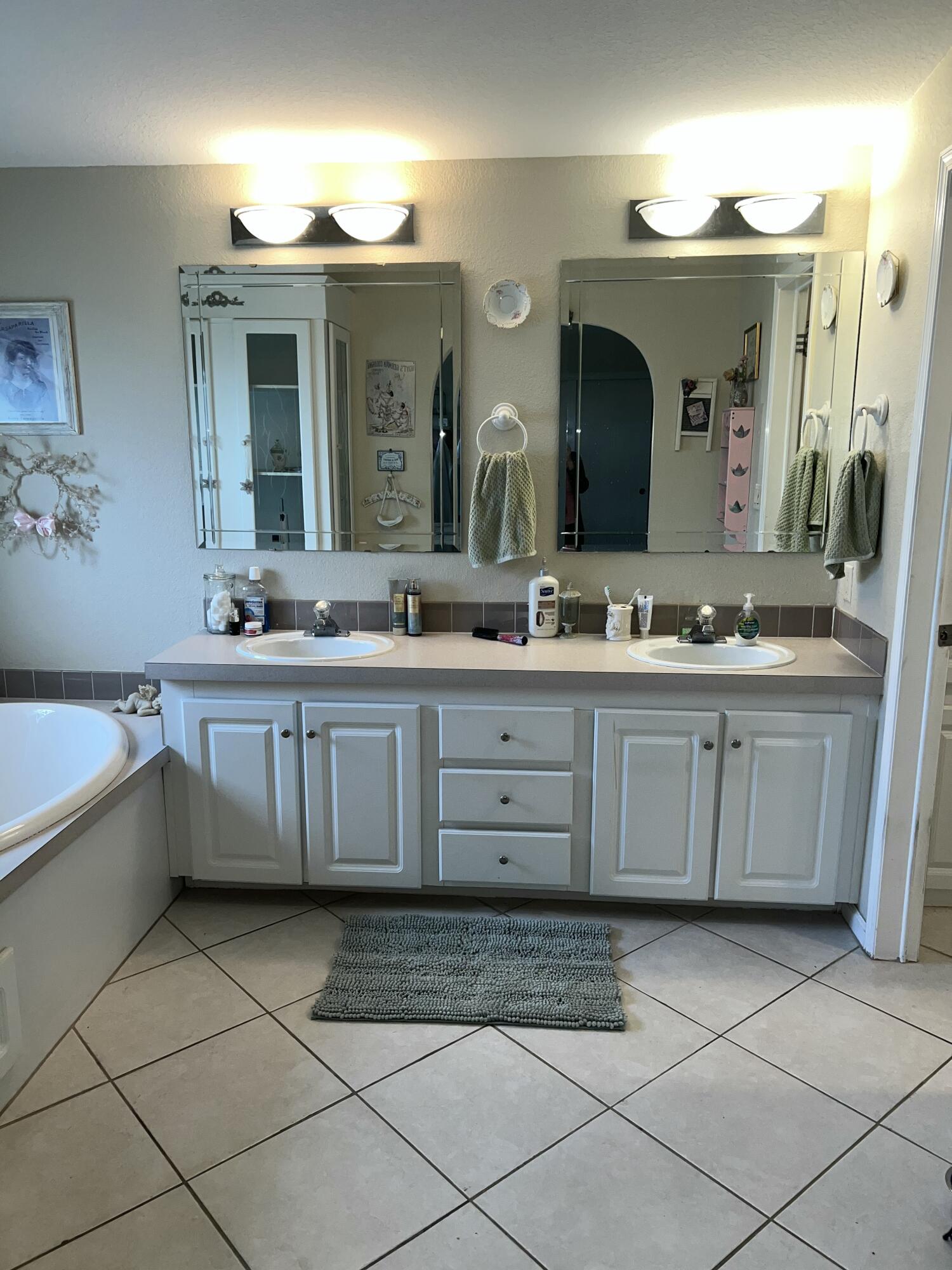 Savannah Club (55+ Community) - Residential