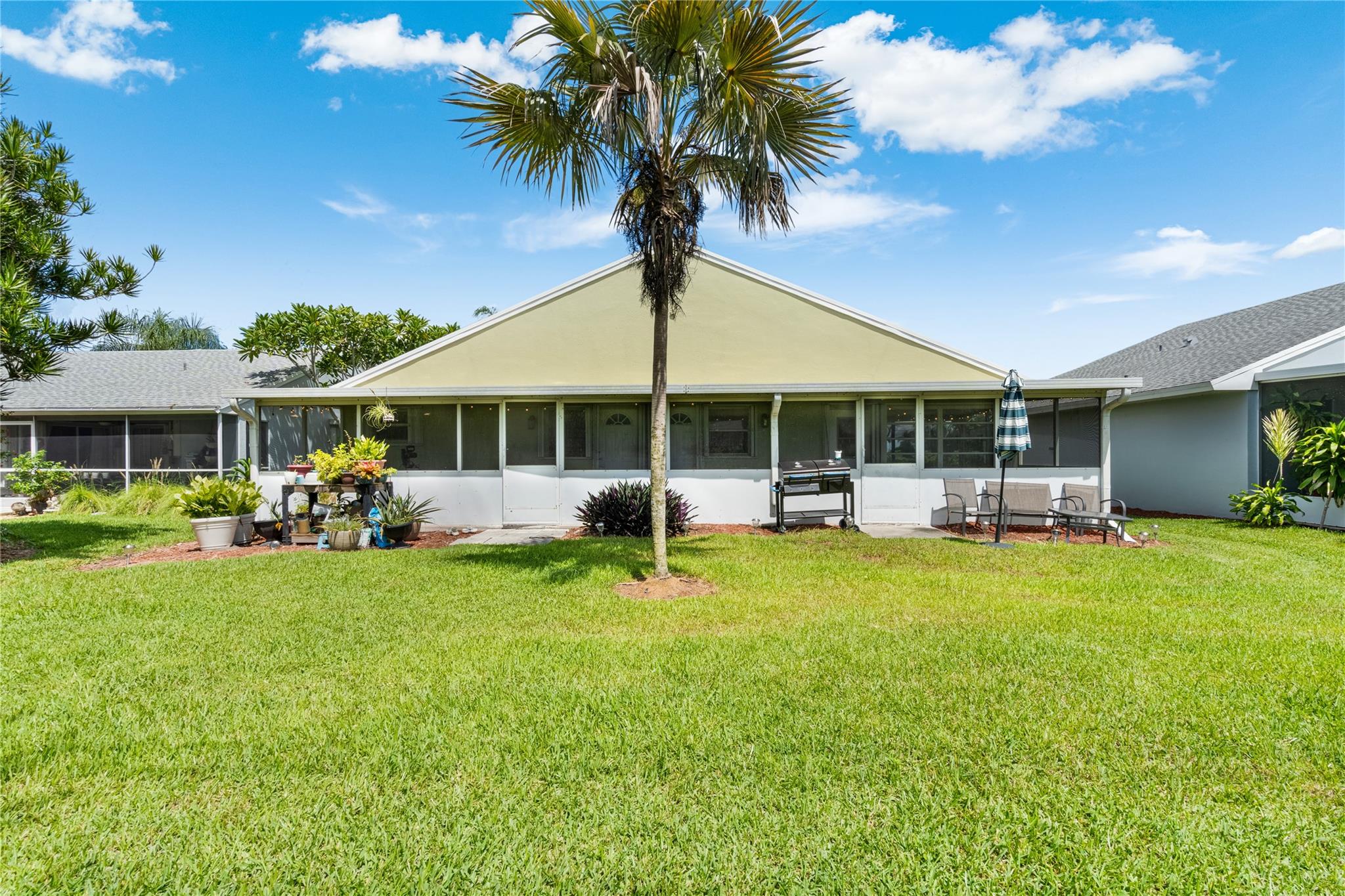 Keys Gate 01 - Residential