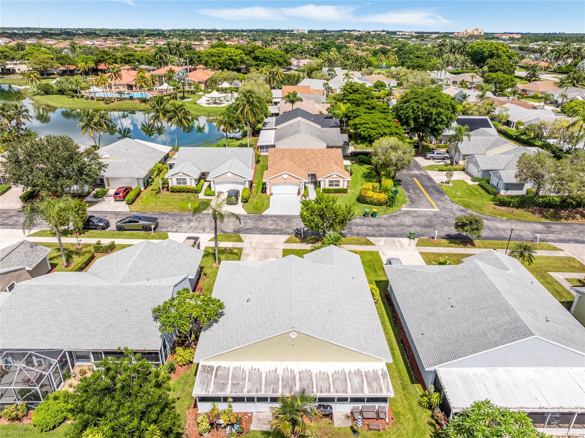 Keys Gate 01 - Residential