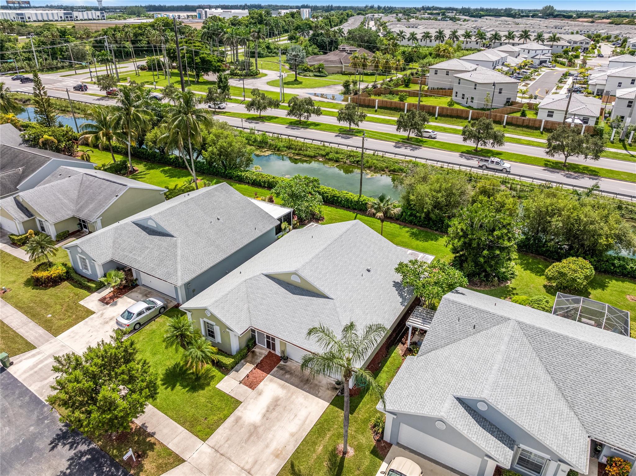 Keys Gate 01 - Residential