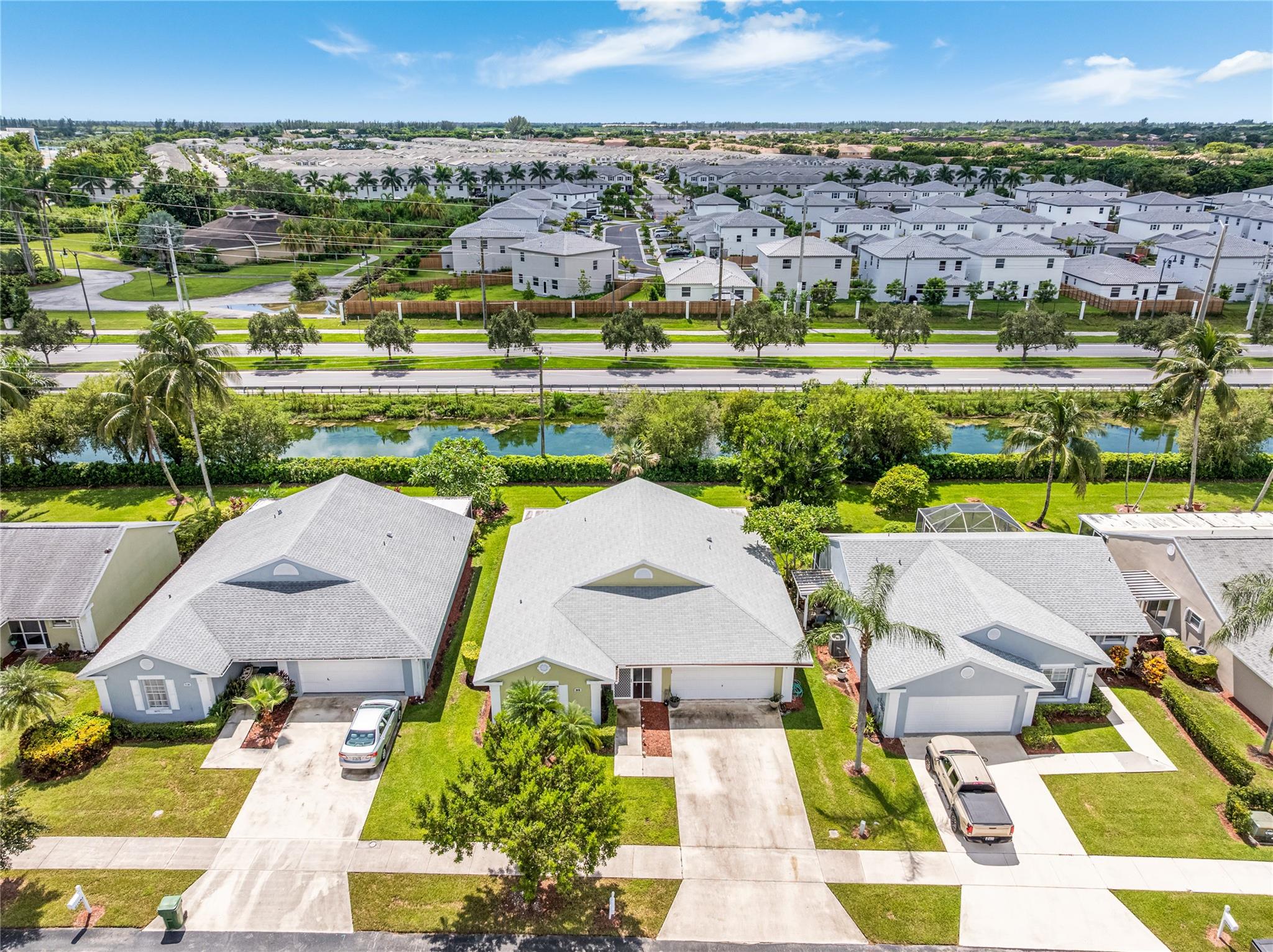 Keys Gate 01 - Residential