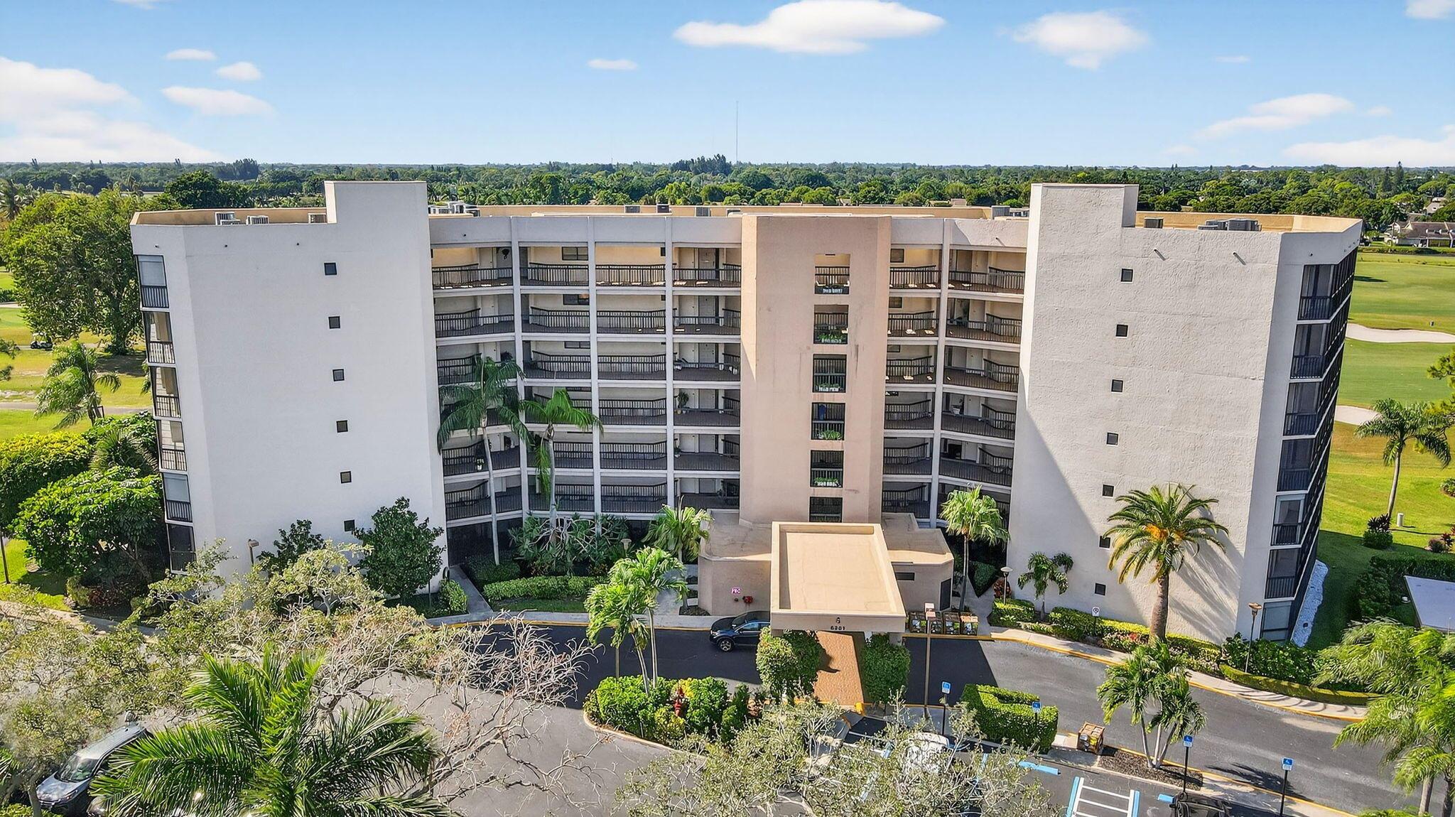 FOUNTAINS SOUTH CONDO 3C - Residential